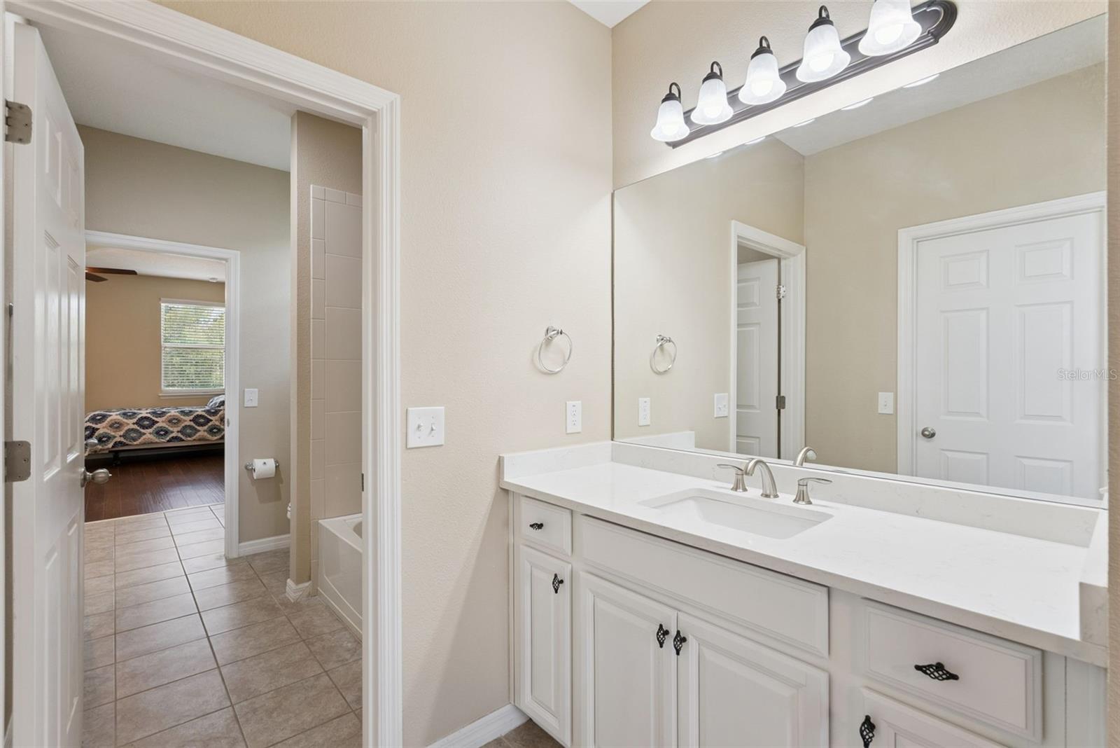 8701 Iron Mountain Trl Property Photo 38