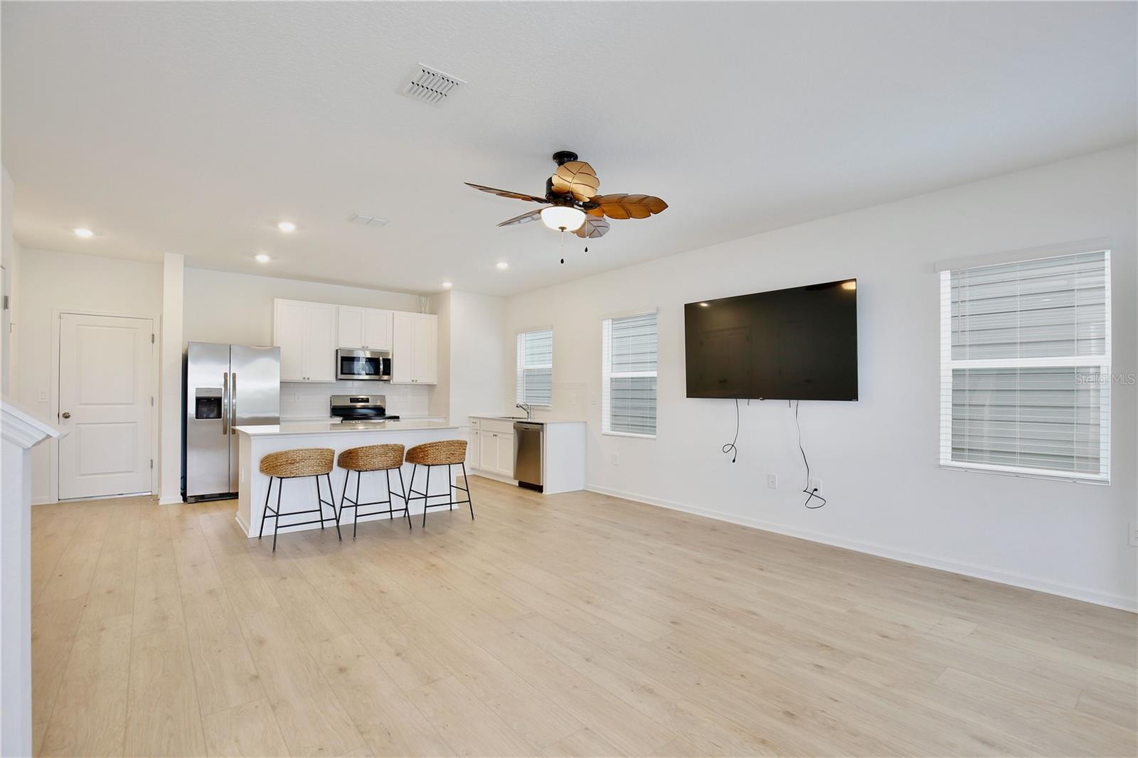 5187 Loyalty Dr Property Photo 6