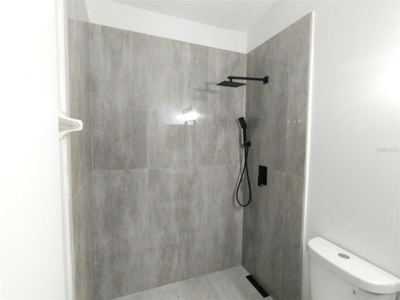 1716 Chatham Cir Property Photo 10