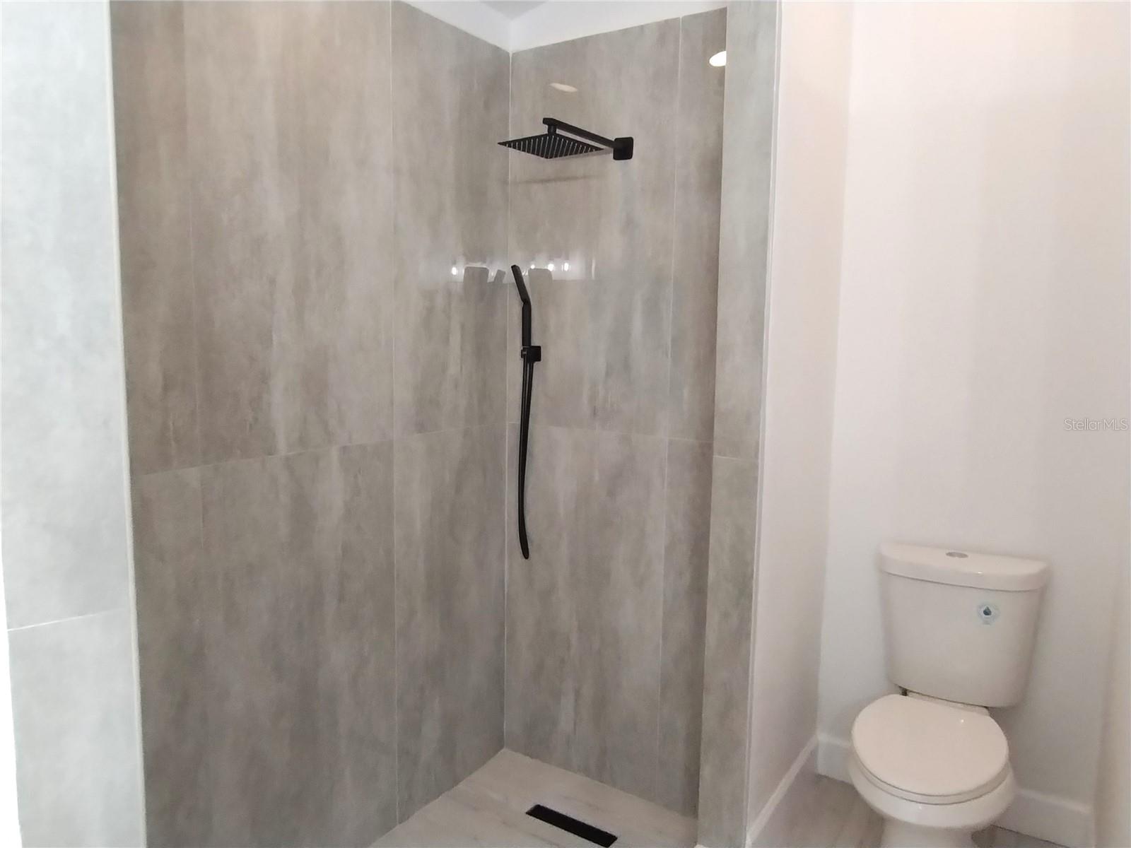 1716 Chatham Cir Property Photo 14
