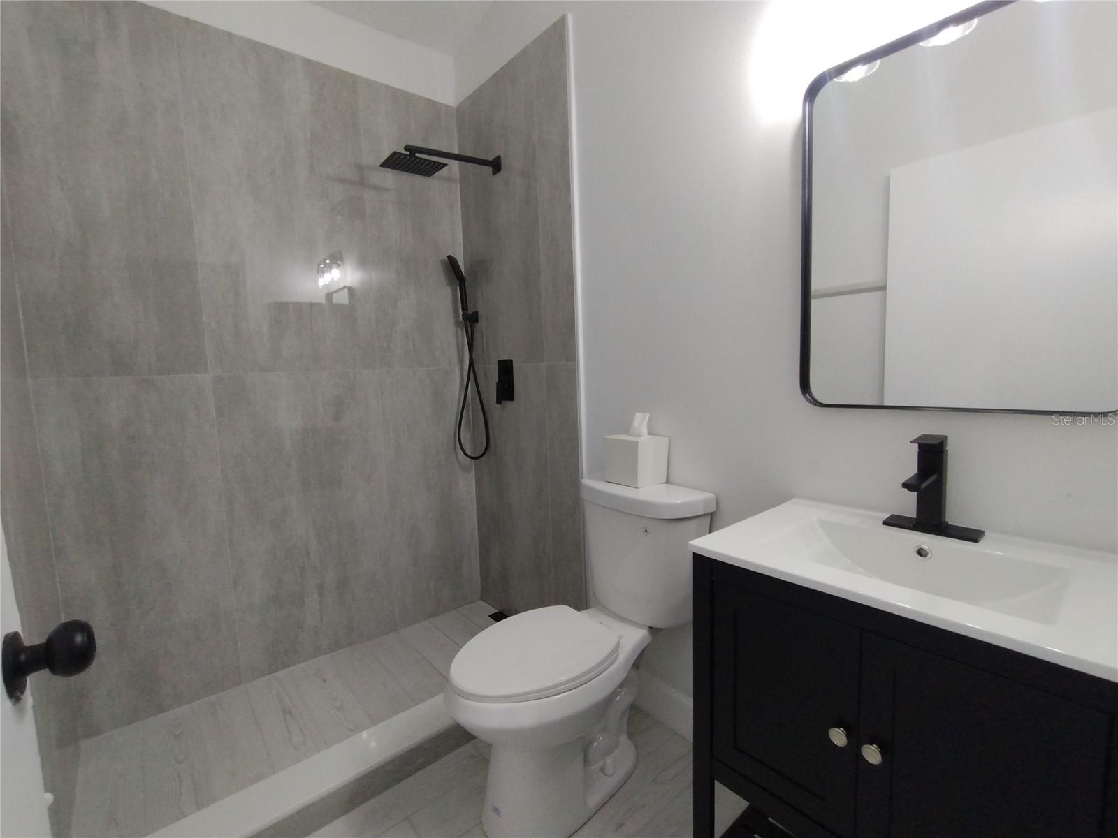 1716 Chatham Cir Property Photo 20