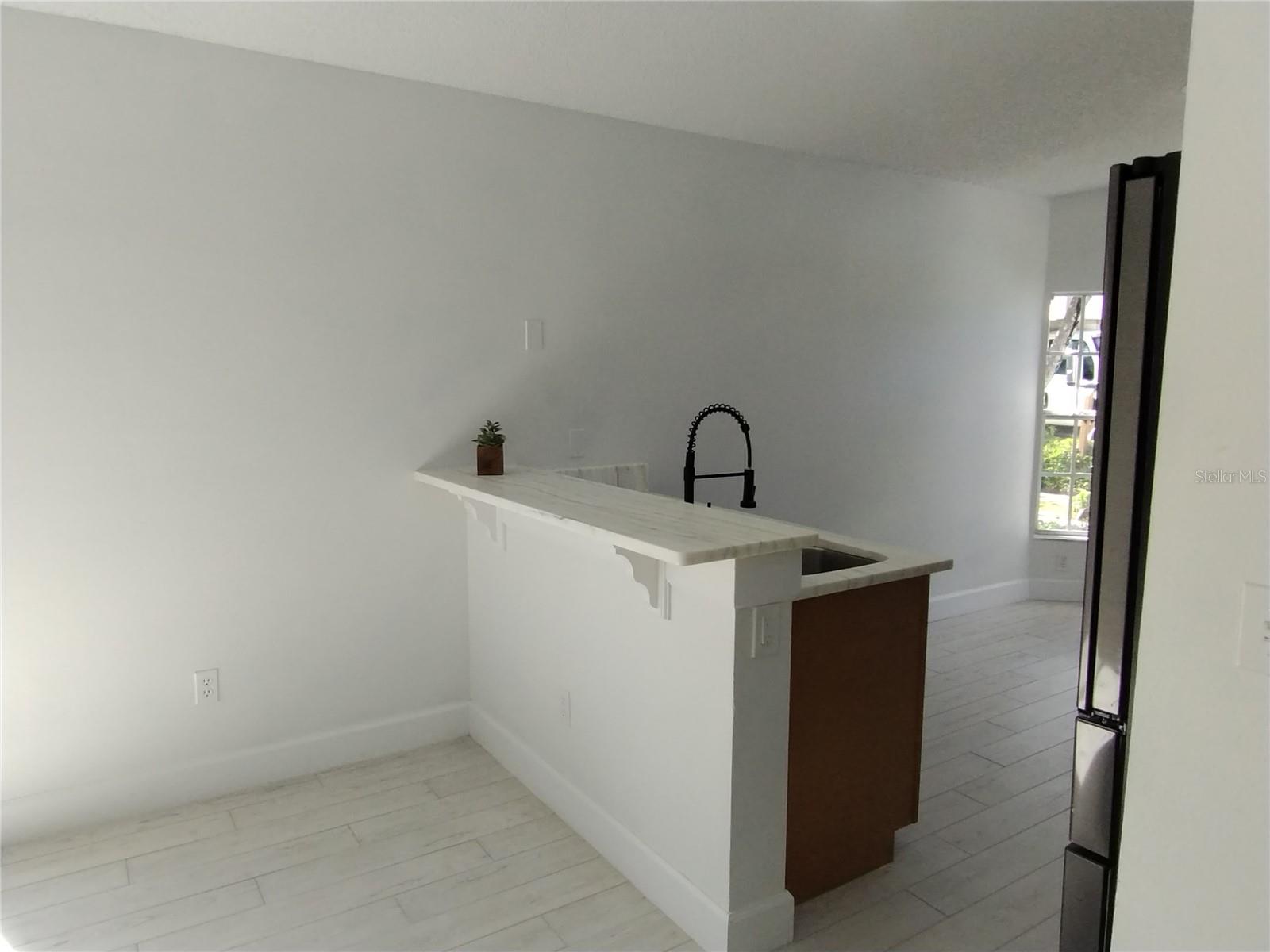1716 Chatham Cir Property Photo 29