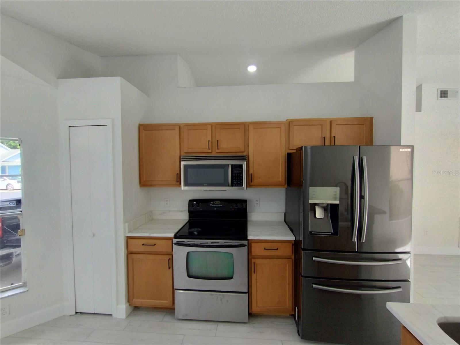 1716 Chatham Cir Property Photo 33