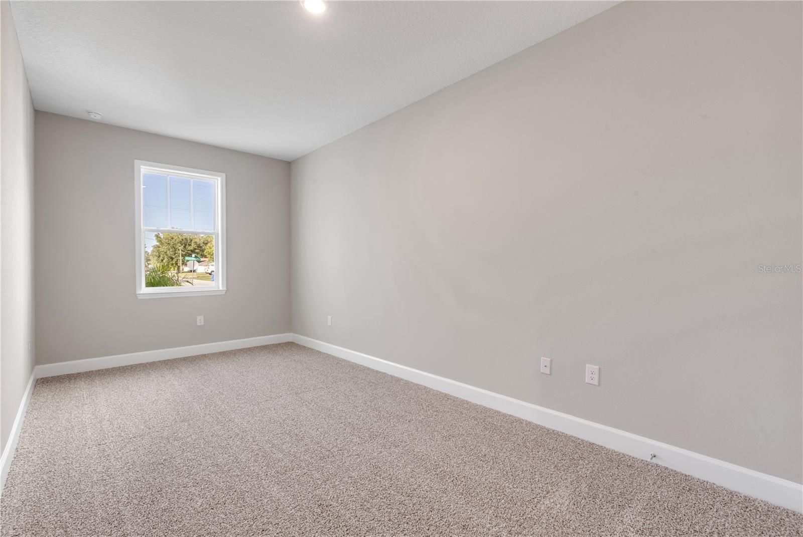 188 Persimmon Dr Property Photo 28