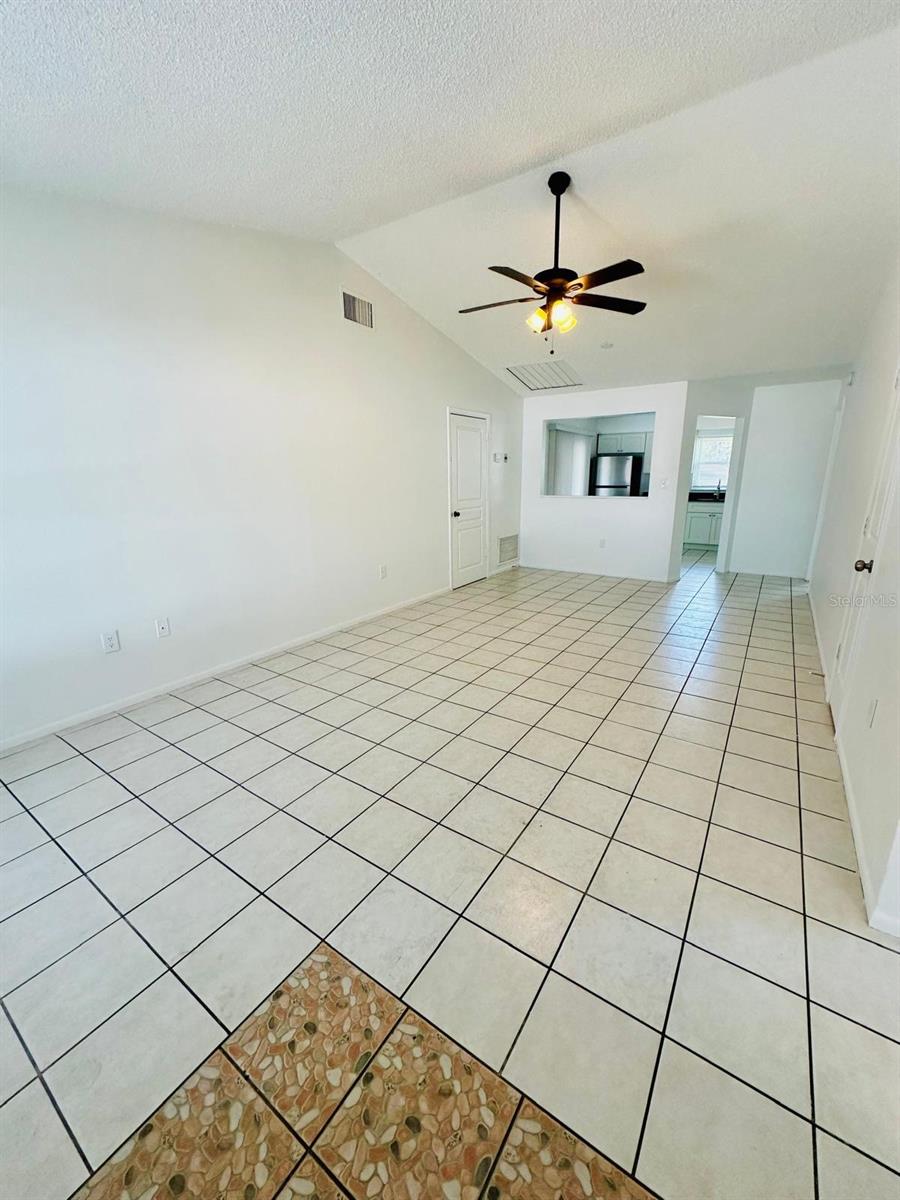 3606 Leanne Ct Property Photo 2