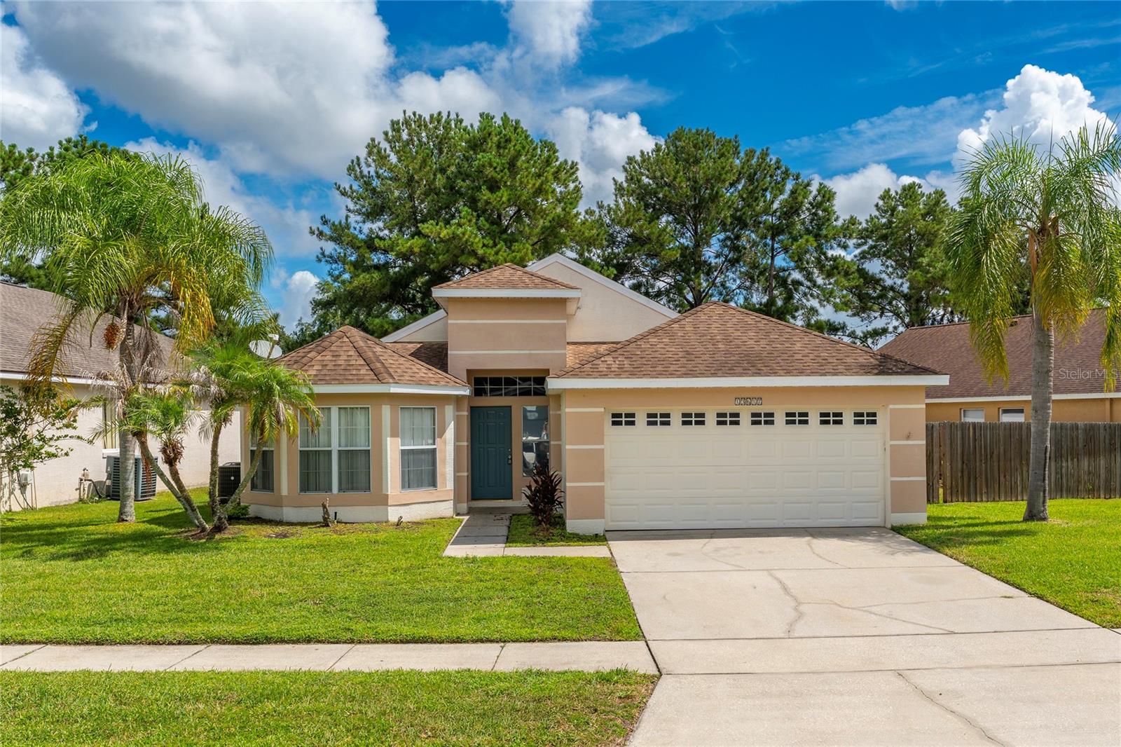 13617 Emeraldview Dr Property Photo 1