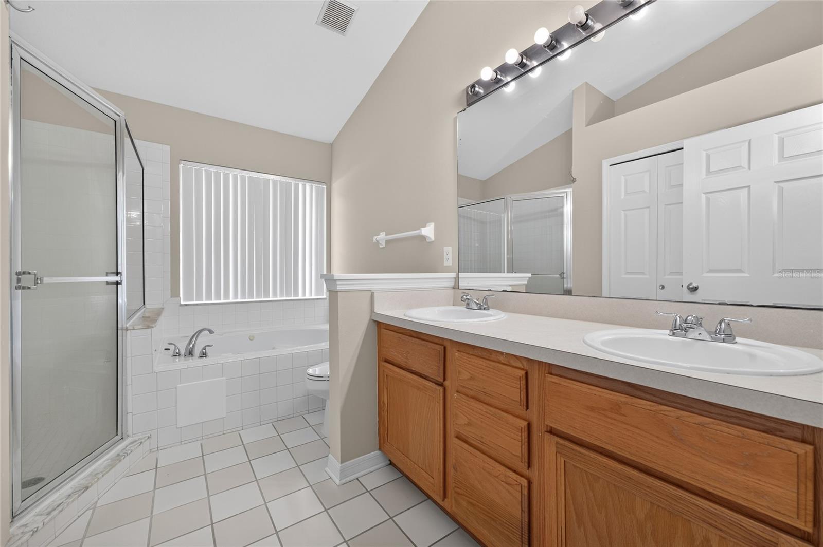 13617 Emeraldview Dr Property Photo 14