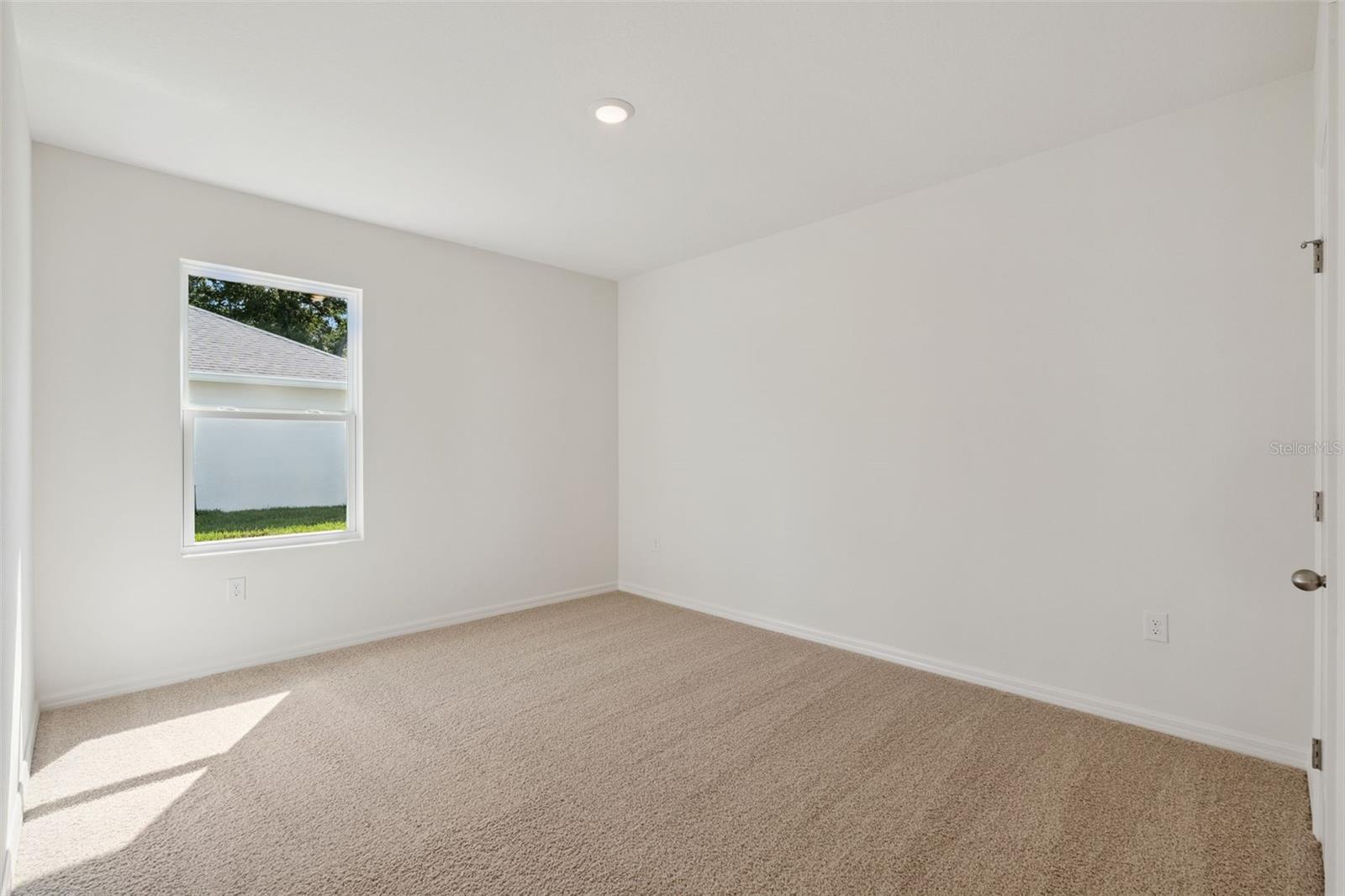 2520 Dorset Ct Property Photo 12