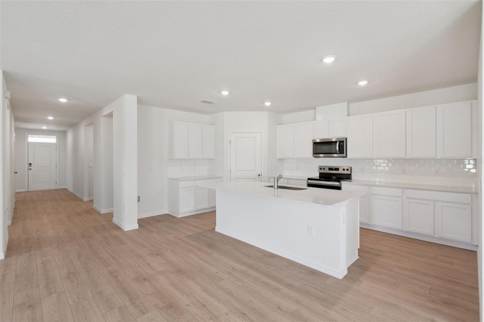 2520 Dorset Ct Property Photo 16