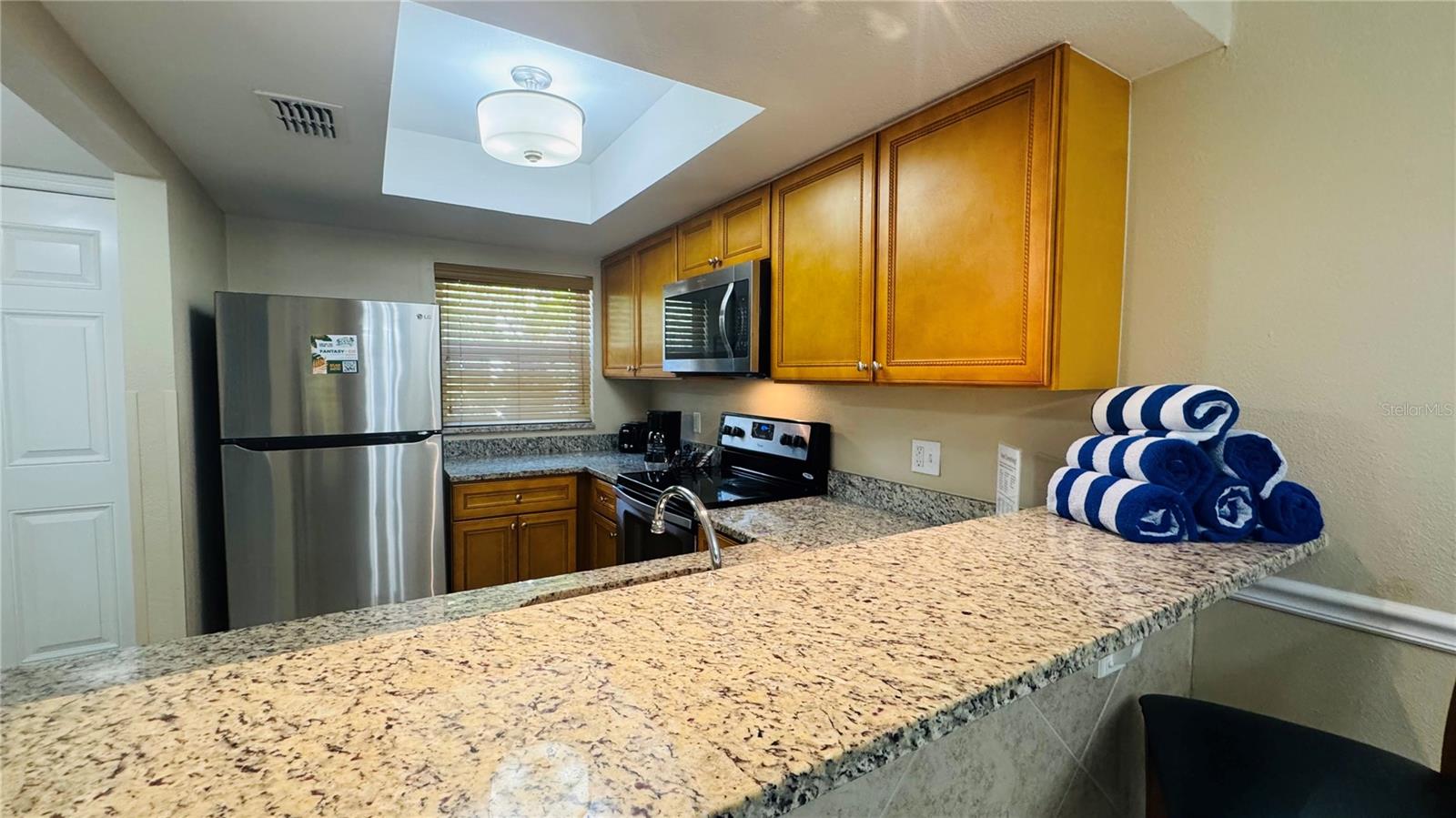 1124 Spaceport Ct Property Photo 4