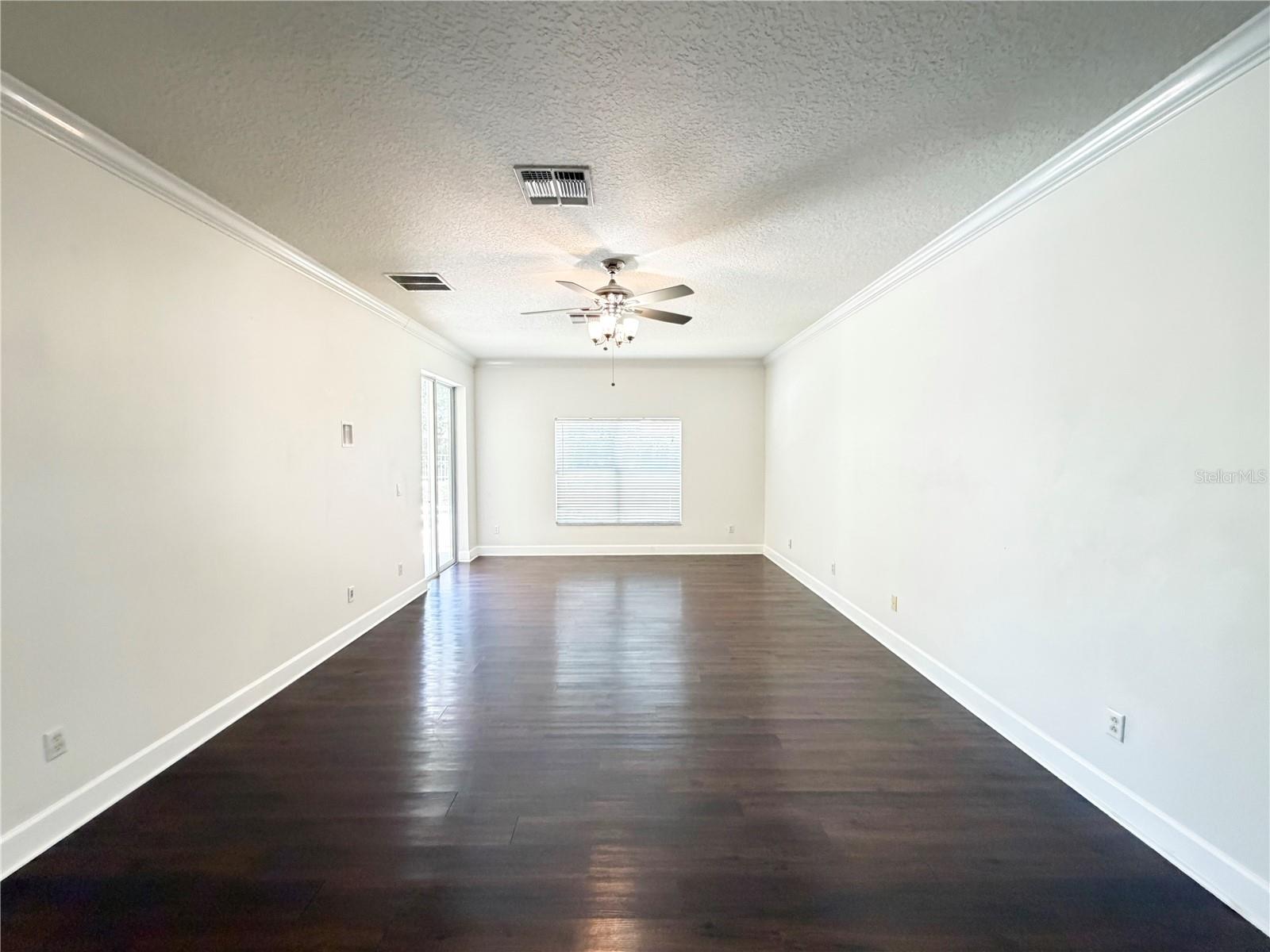 6317 Rolden Ct Property Photo 6