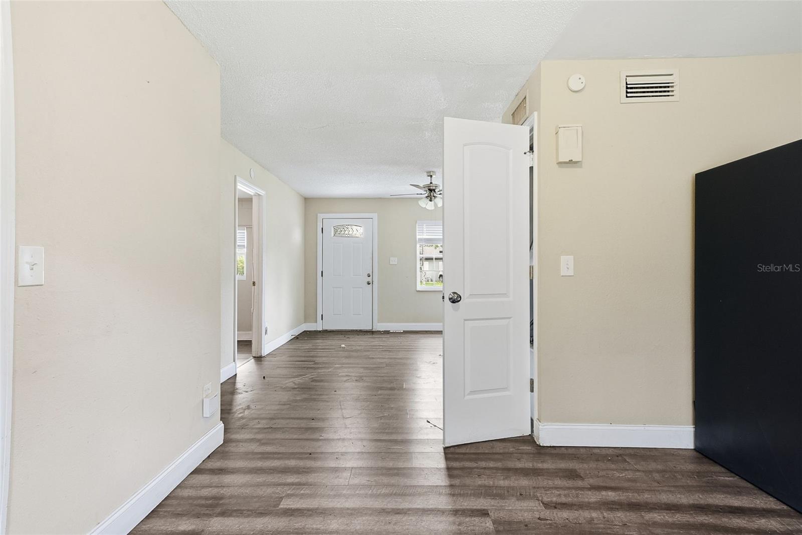 4788 Pleasant Valley Ct Property Photo 11