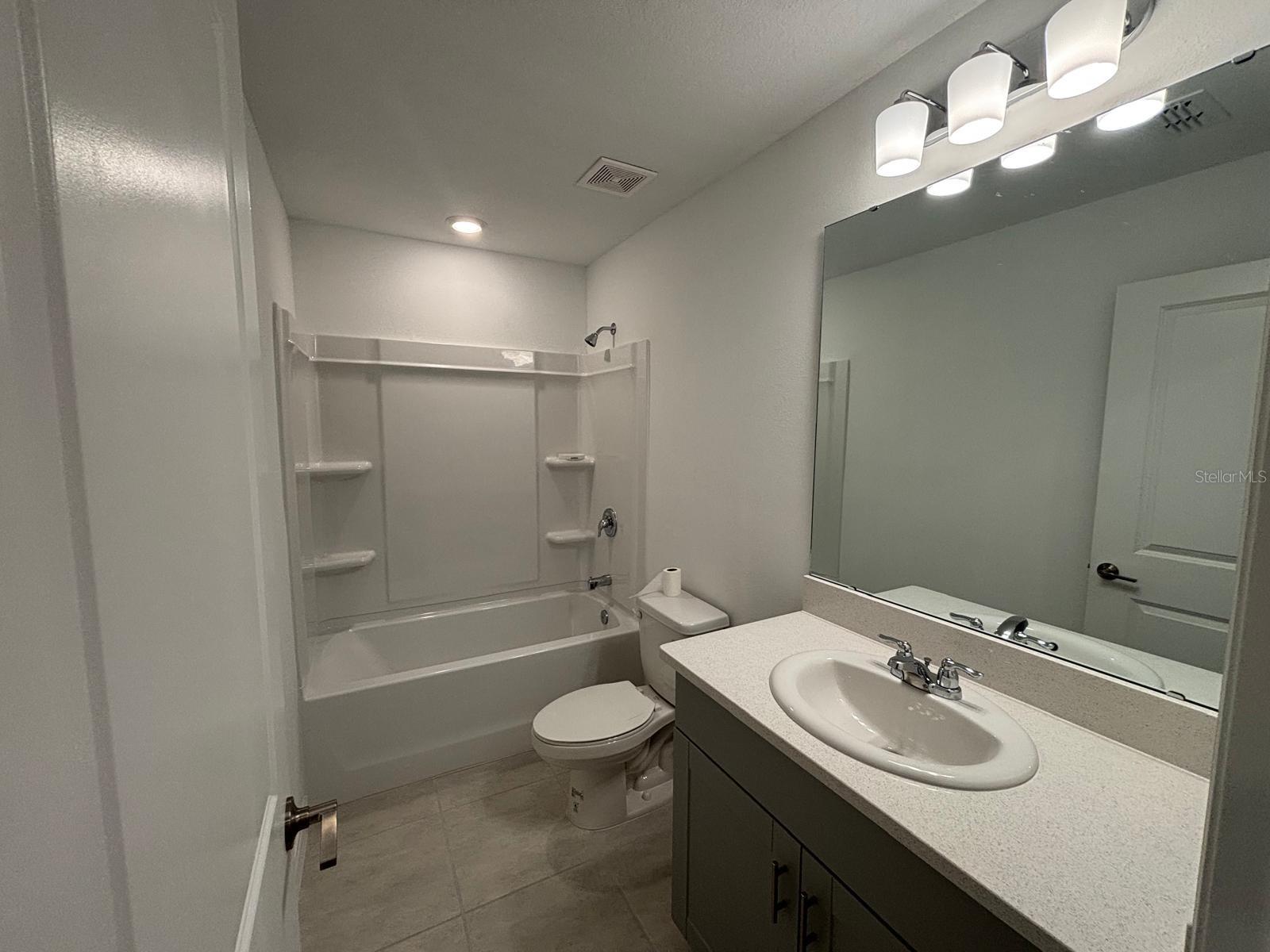3583 Mayfair St Property Photo 20