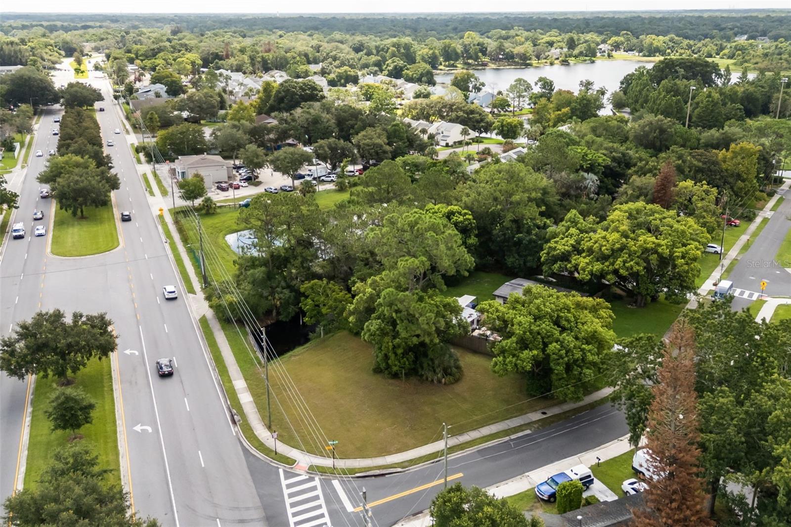Seminola Blvd Property Photo 12