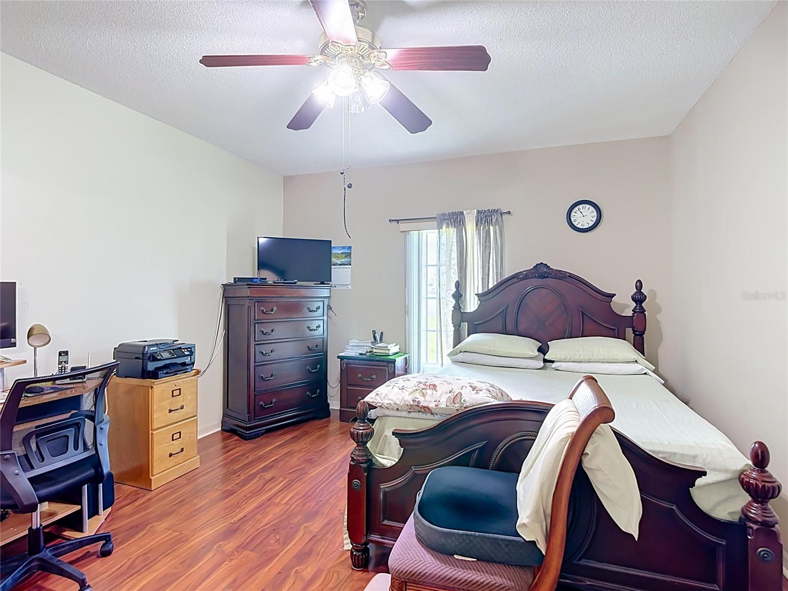 1014 Deddington Pl Property Photo 23