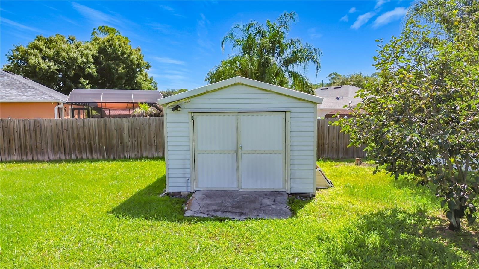 1014 Deddington Pl Property Photo 44