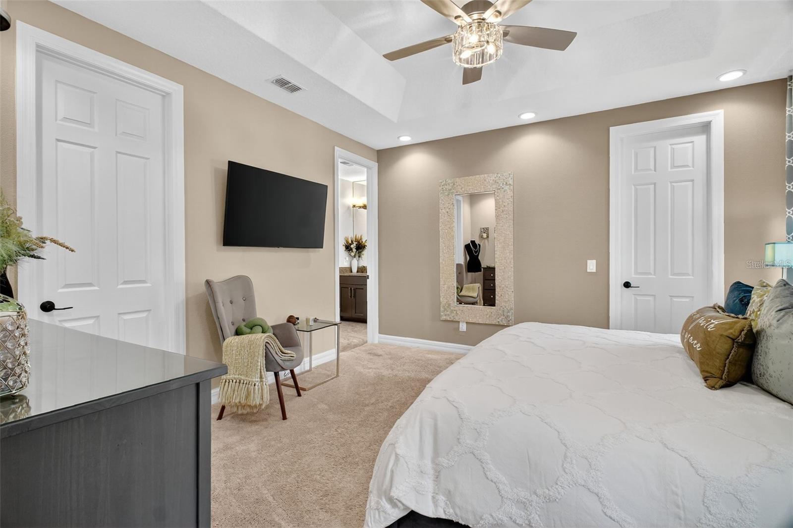 1105 Eagle Run Way Property Photo 18
