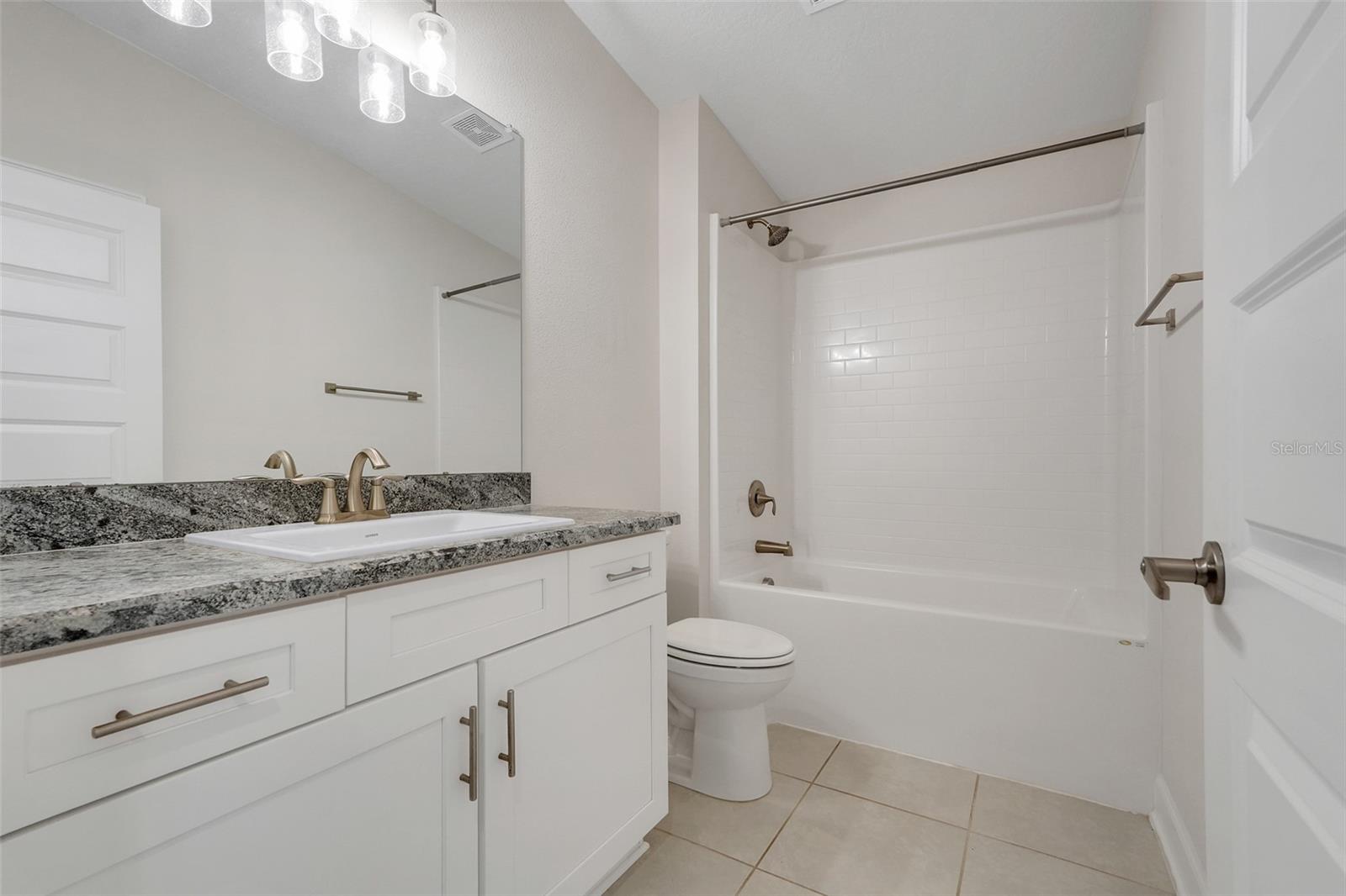 3768 Sagefield Dr Property Photo 16