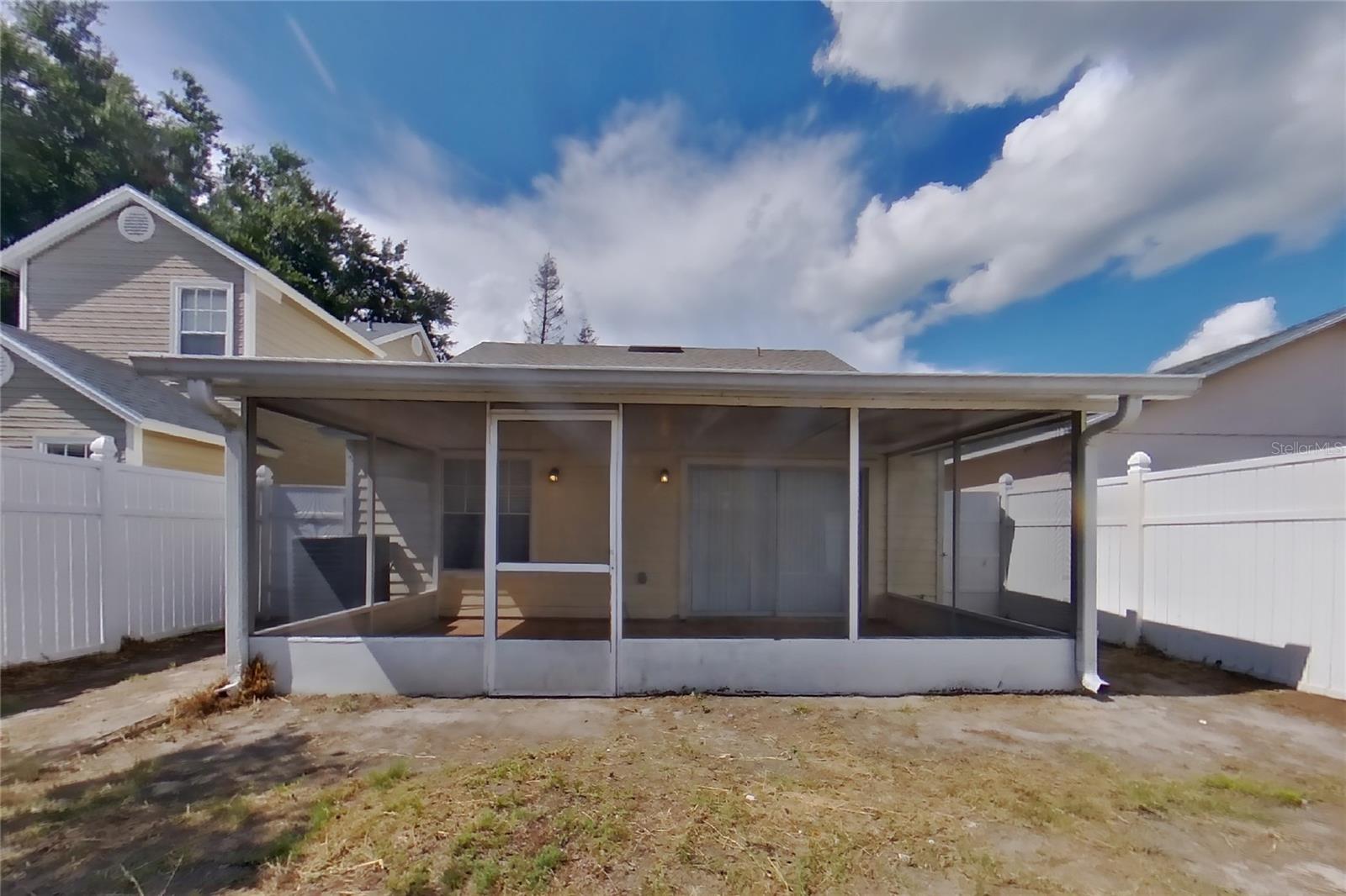 O6433839 Property Photo 16