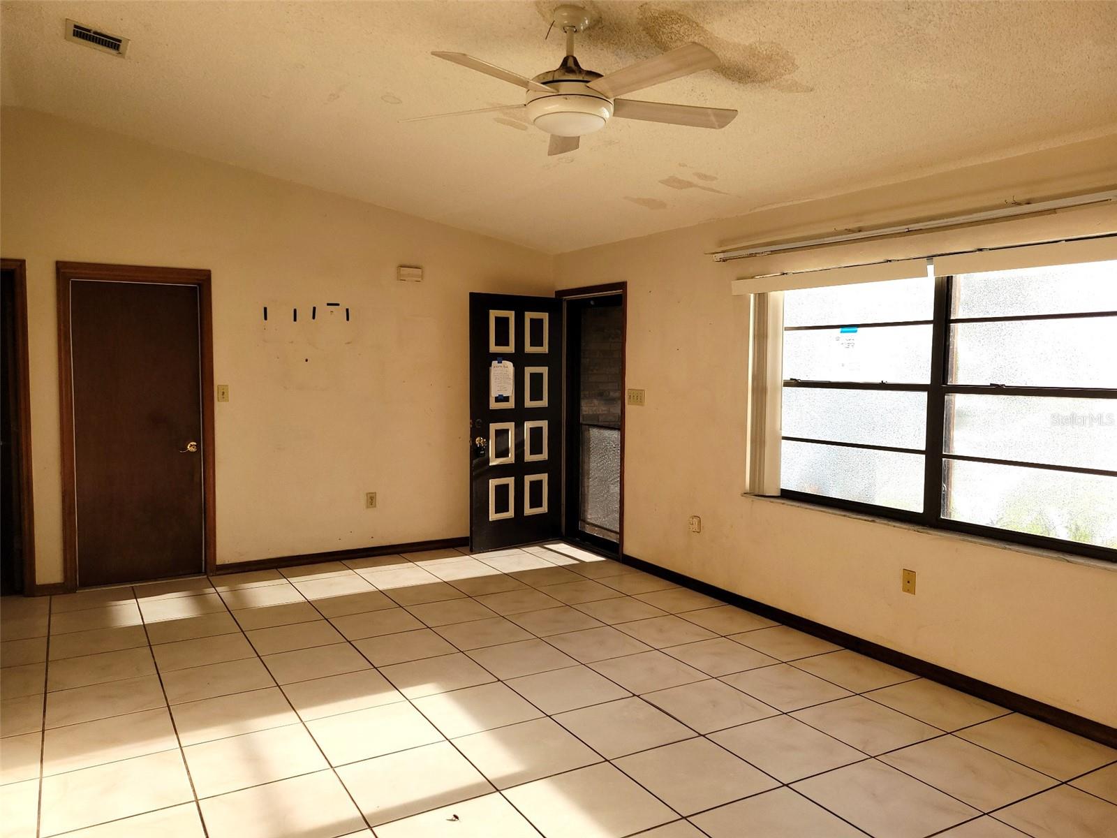 1618 Givens Ct Nw Property Photo 4