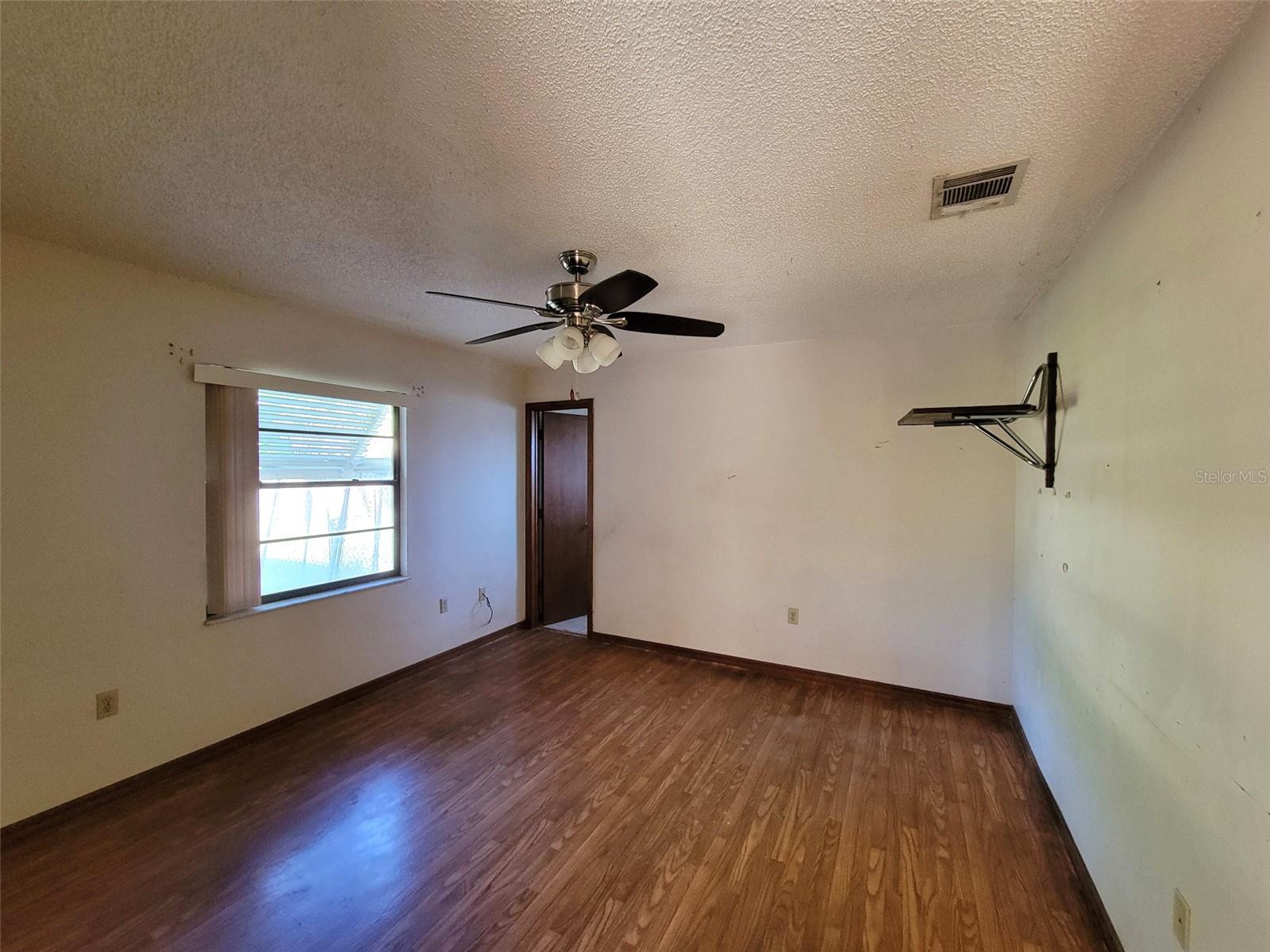 1618 Givens Ct Nw Property Photo 8