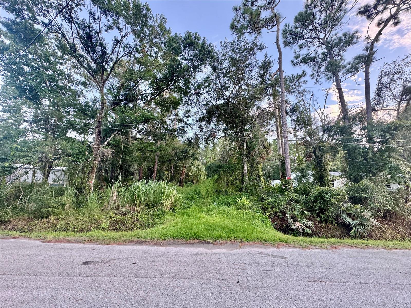 18704 16th Ave Property Photo 1