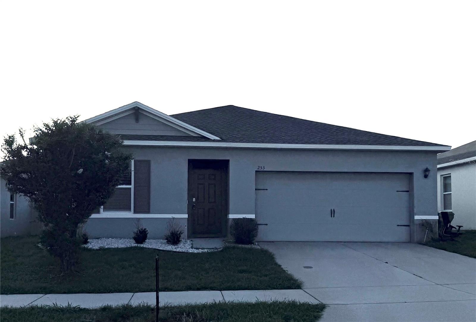 253 MEADOWBROOK BLVD Property Photo 1