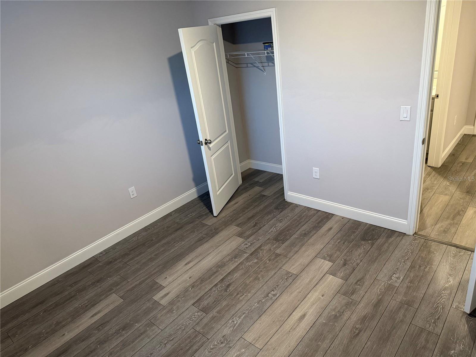 253 Meadowbrook Blvd Property Photo 7