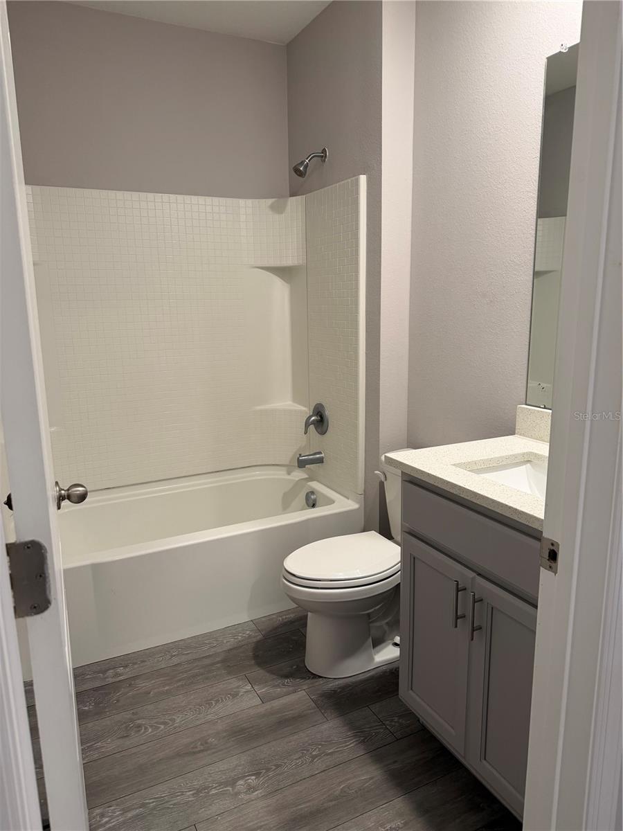 253 Meadowbrook Blvd Property Photo 9