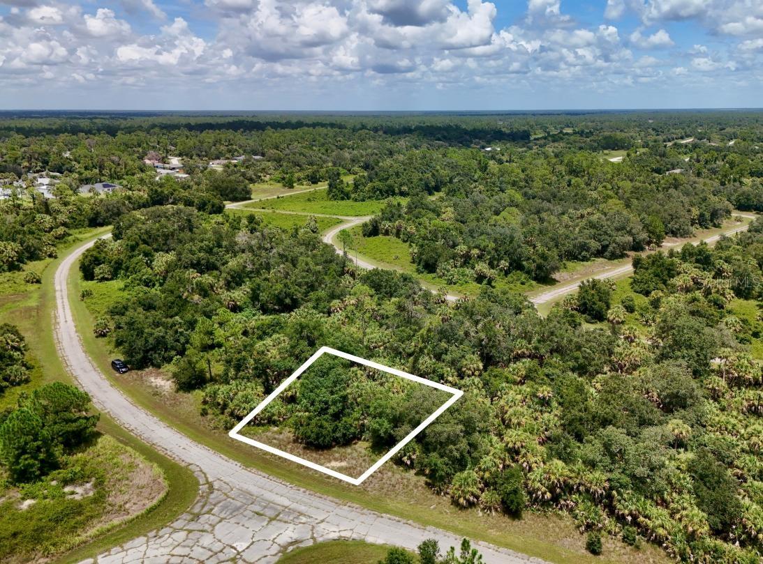 O6433850 Property Photo 2