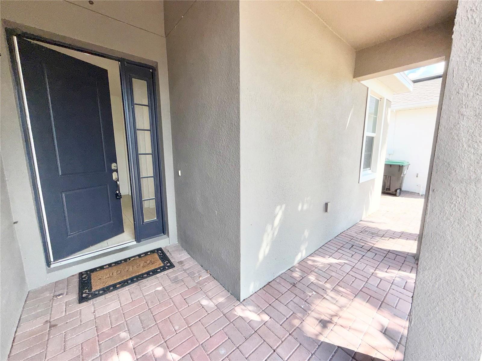 2240 Rush Bay Way Property Photo 2