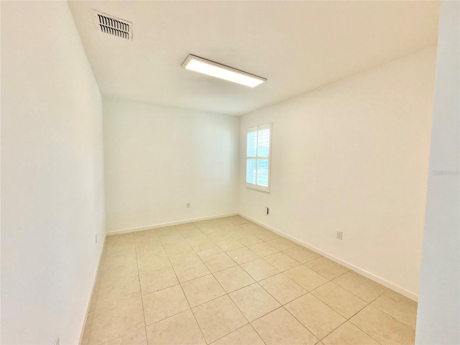 2240 Rush Bay Way Property Photo 3