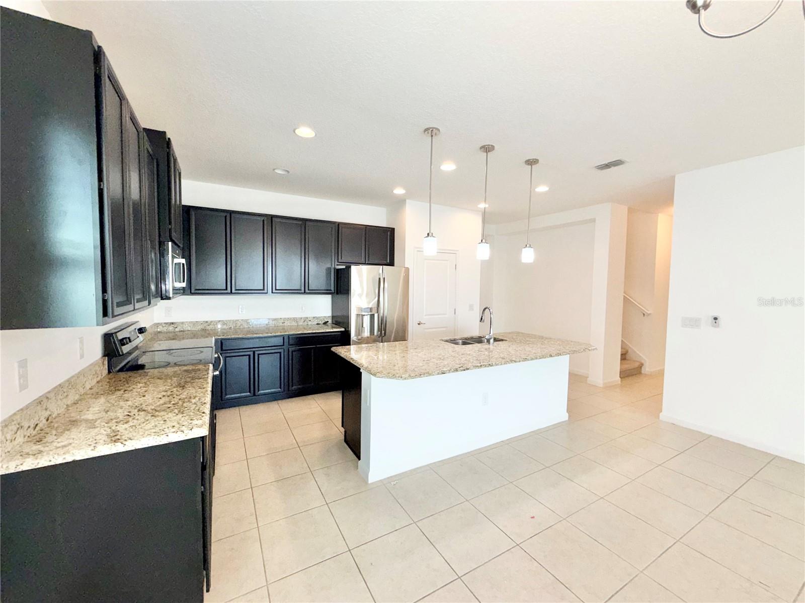 2240 Rush Bay Way Property Photo 7