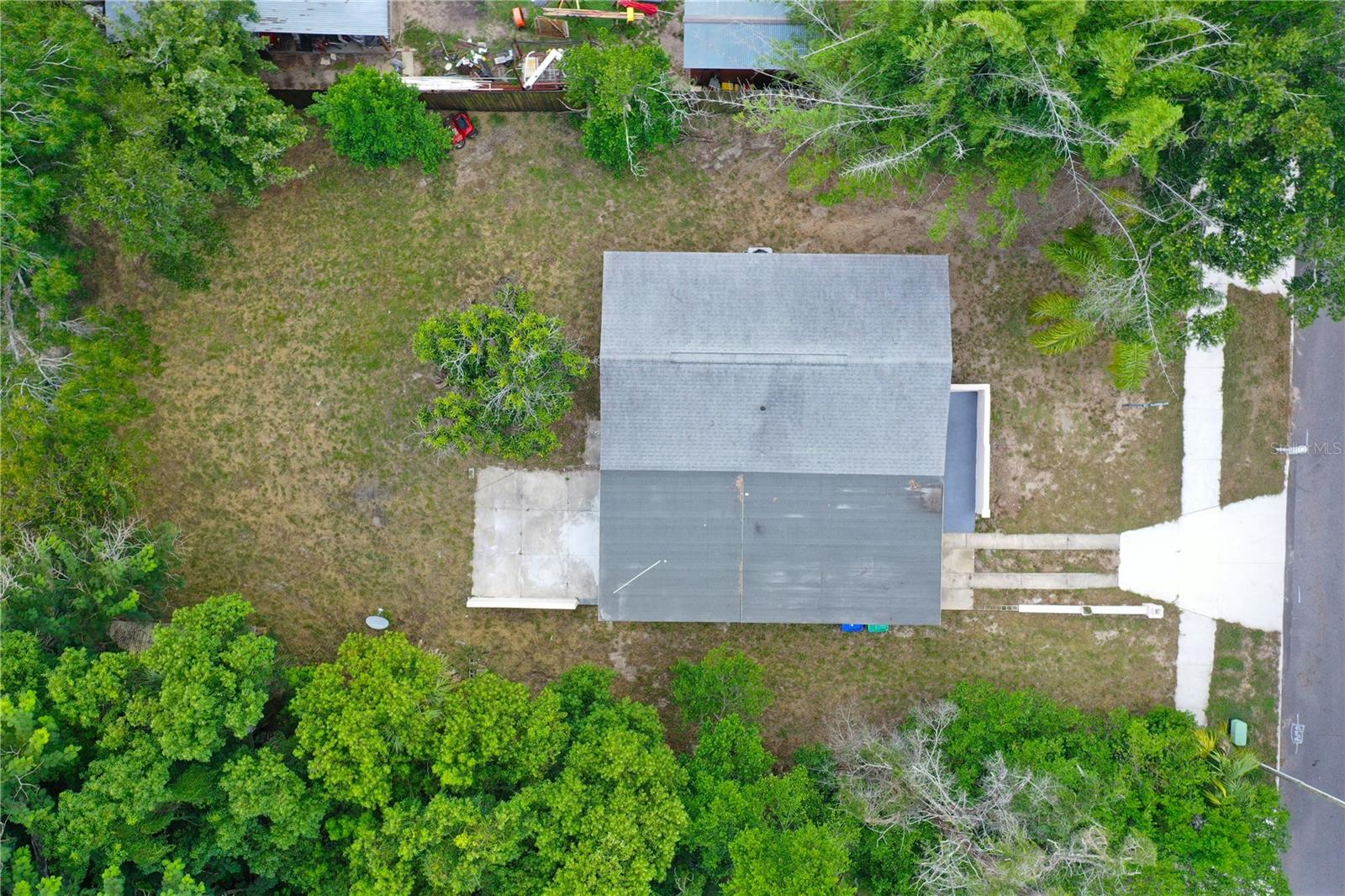 5625 Bryson Dr Property Photo 2