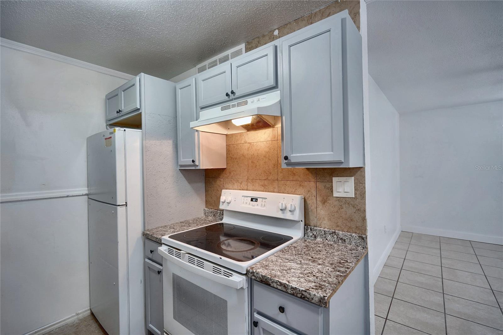 5625 Bryson Dr Property Photo 7