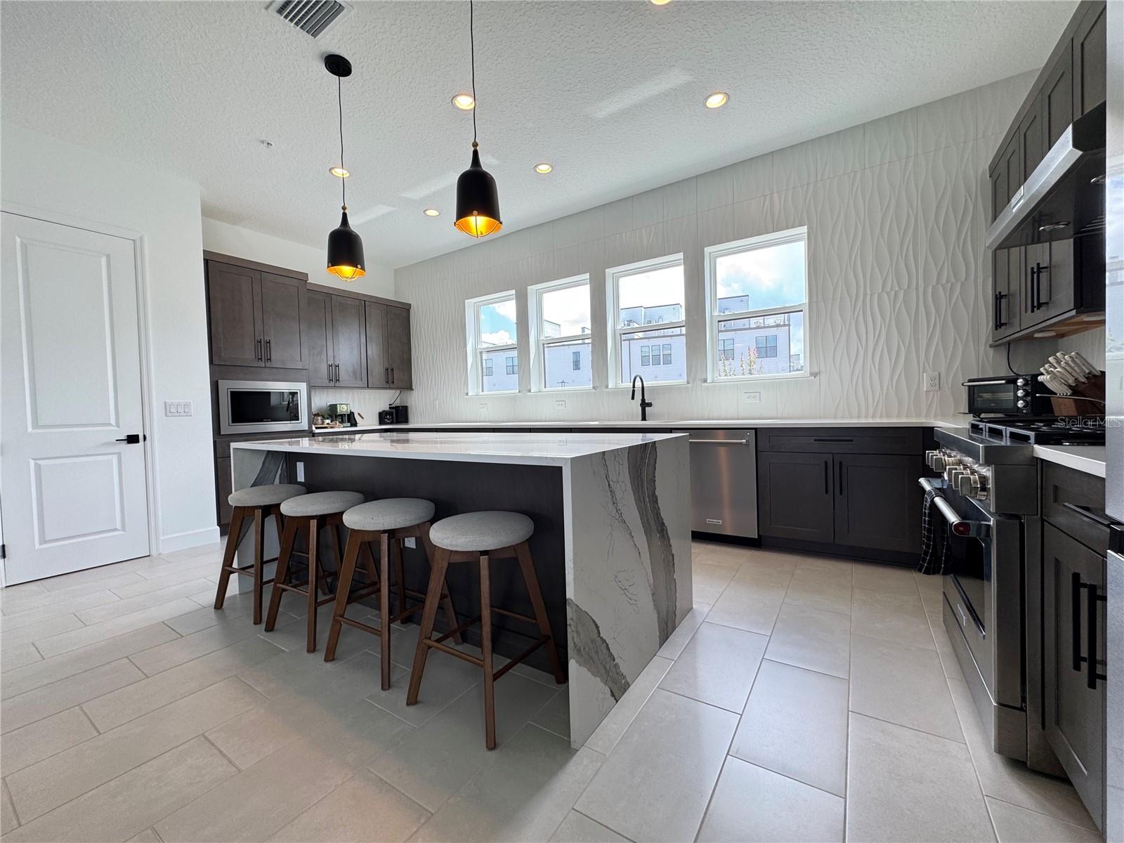 2362 Addalia Aly Property Photo 20