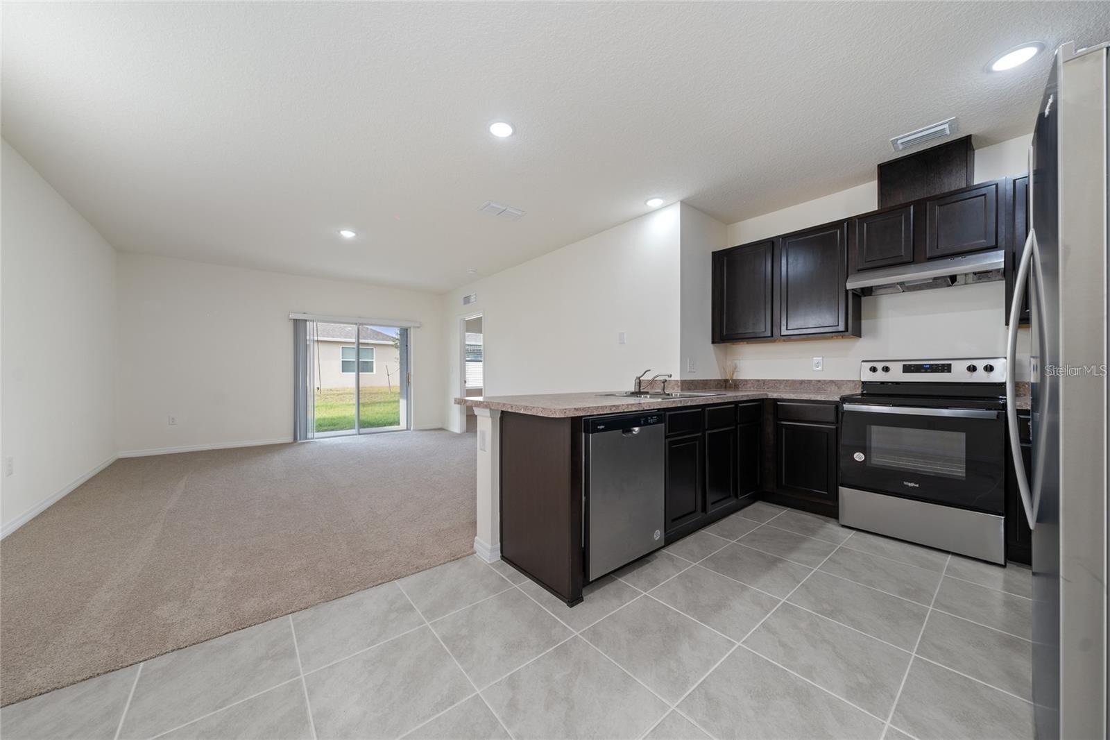 2667 Swooping Sparrow Dr Property Photo 8