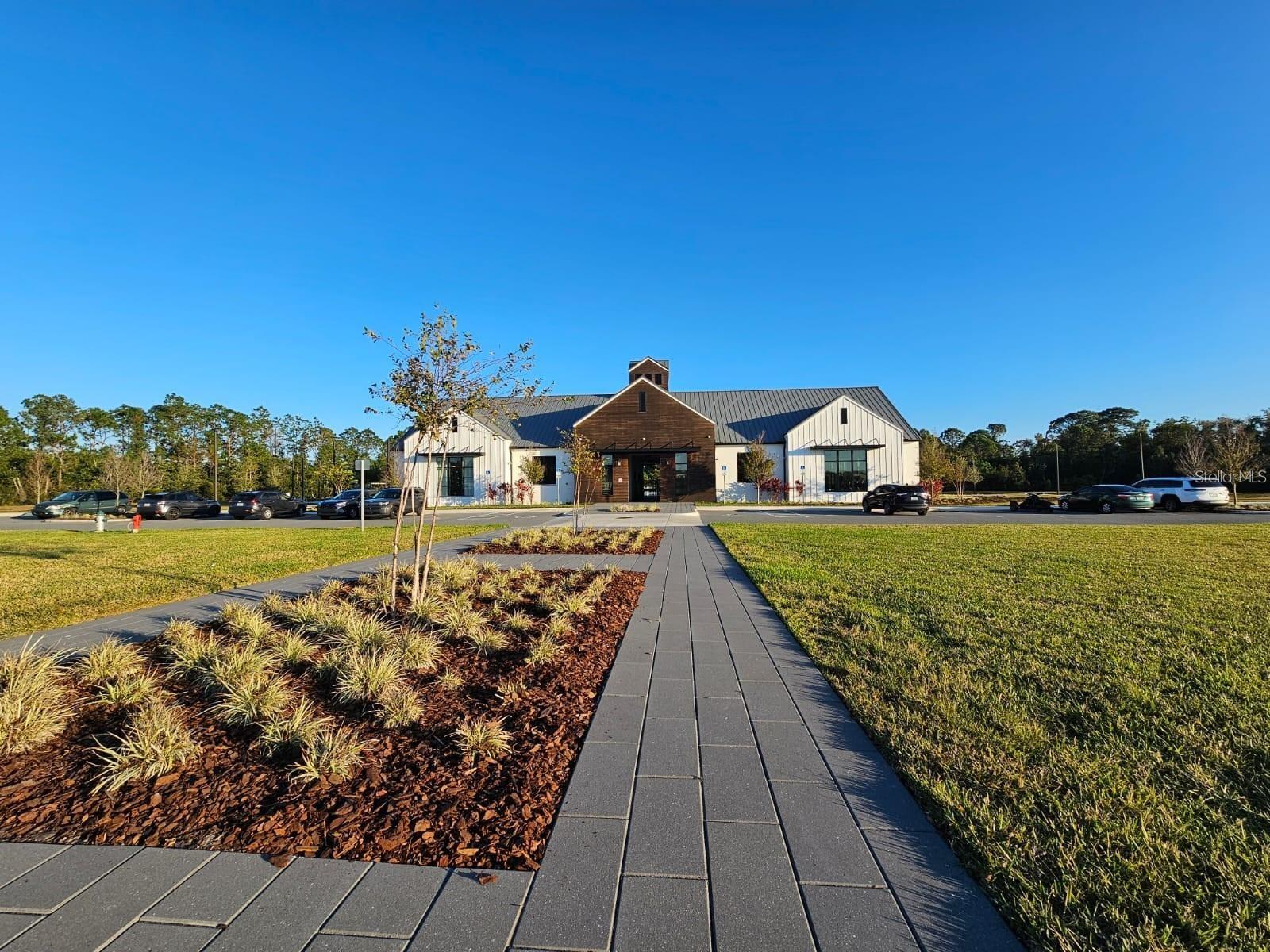 2667 Swooping Sparrow Dr Property Photo 27