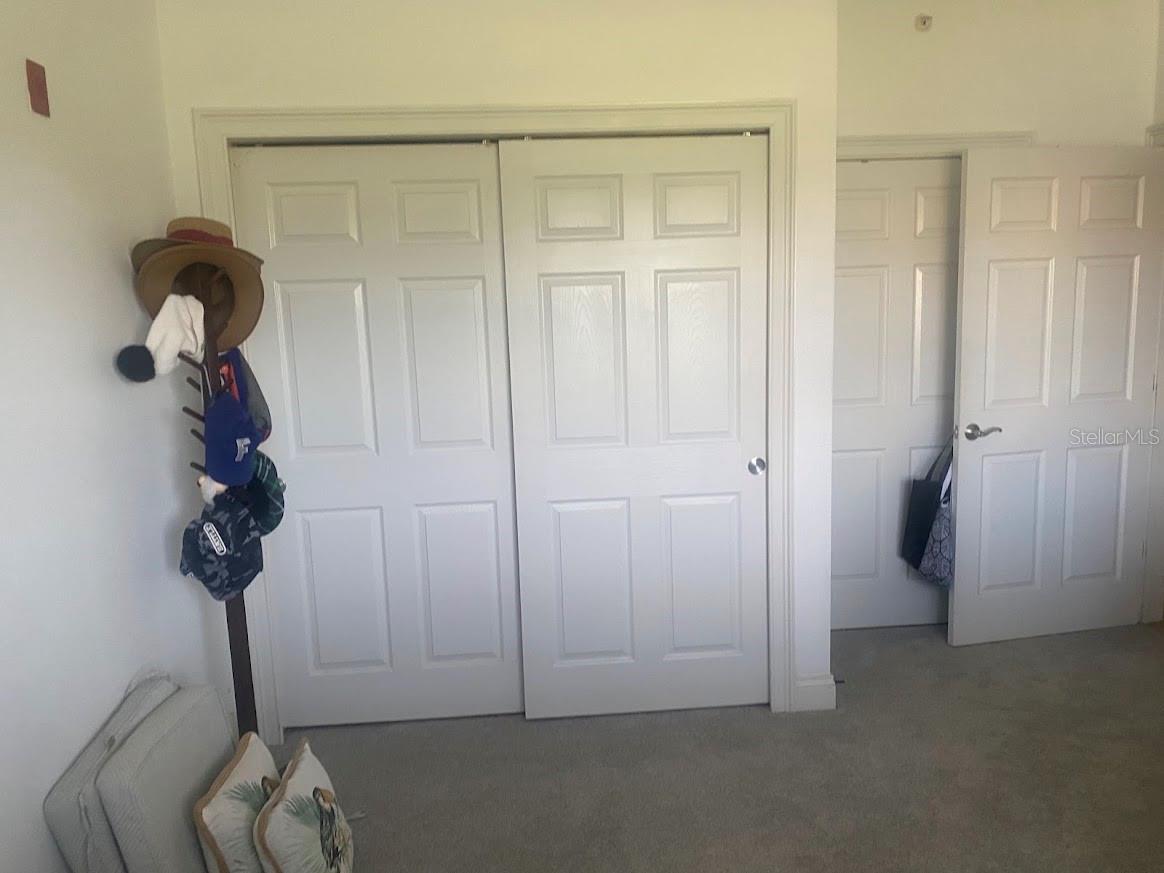 O6433900 Property Photo 17