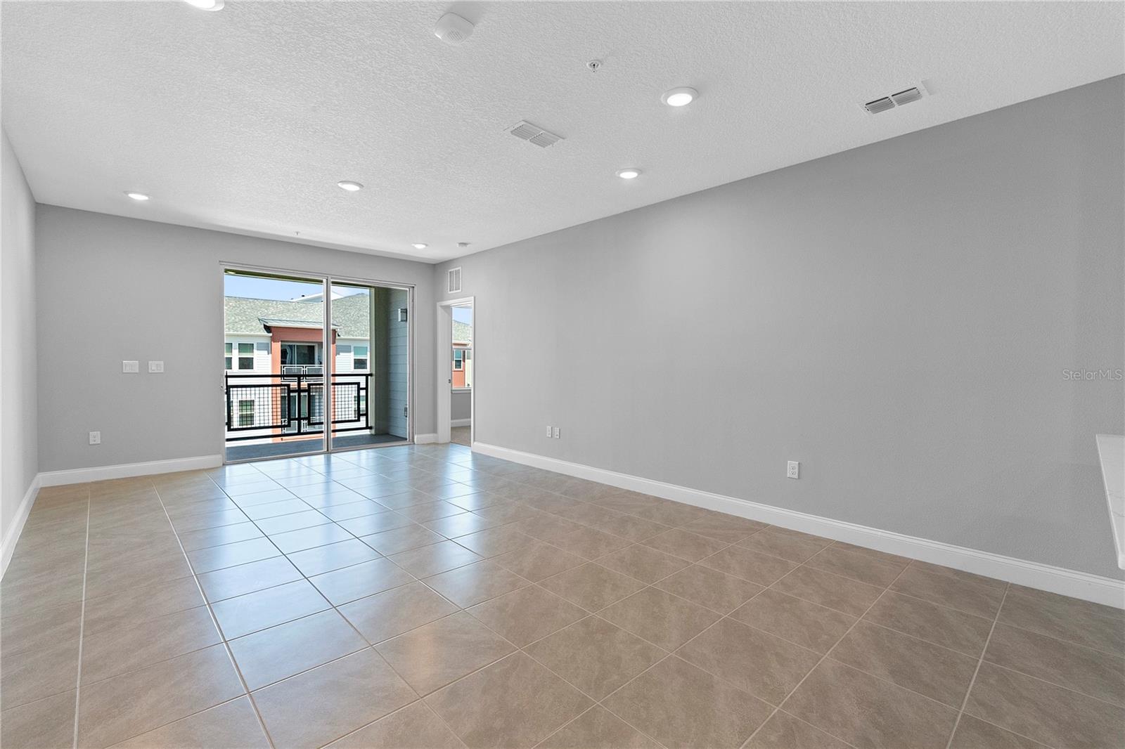 7557 Laureate Blvd #6401 Property Photo 29