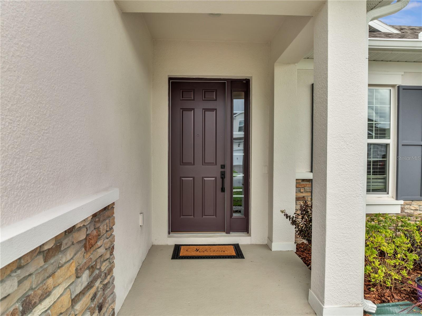 19062 Blueleaf St Property Photo 15
