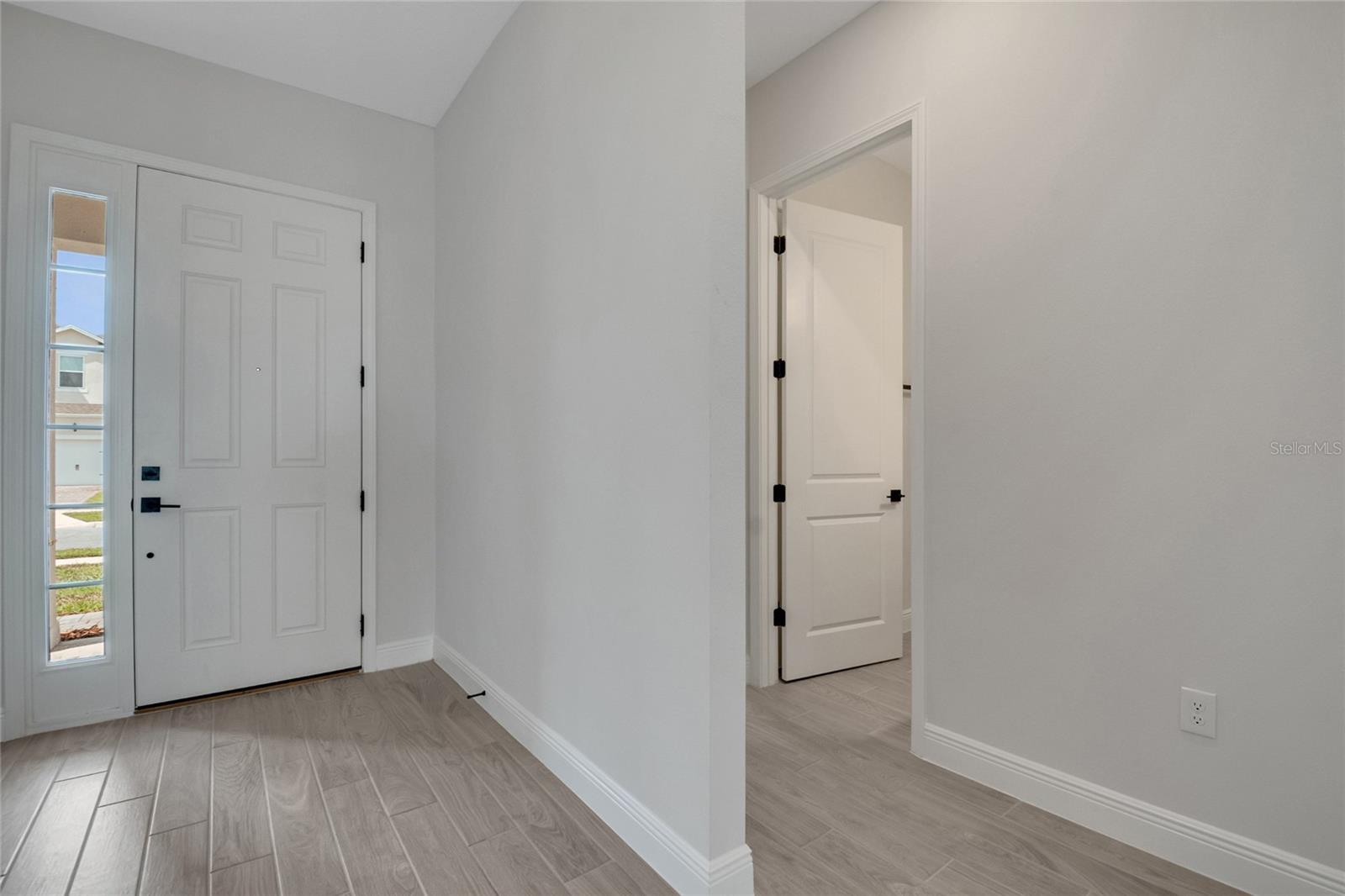 19062 Blueleaf St Property Photo 26
