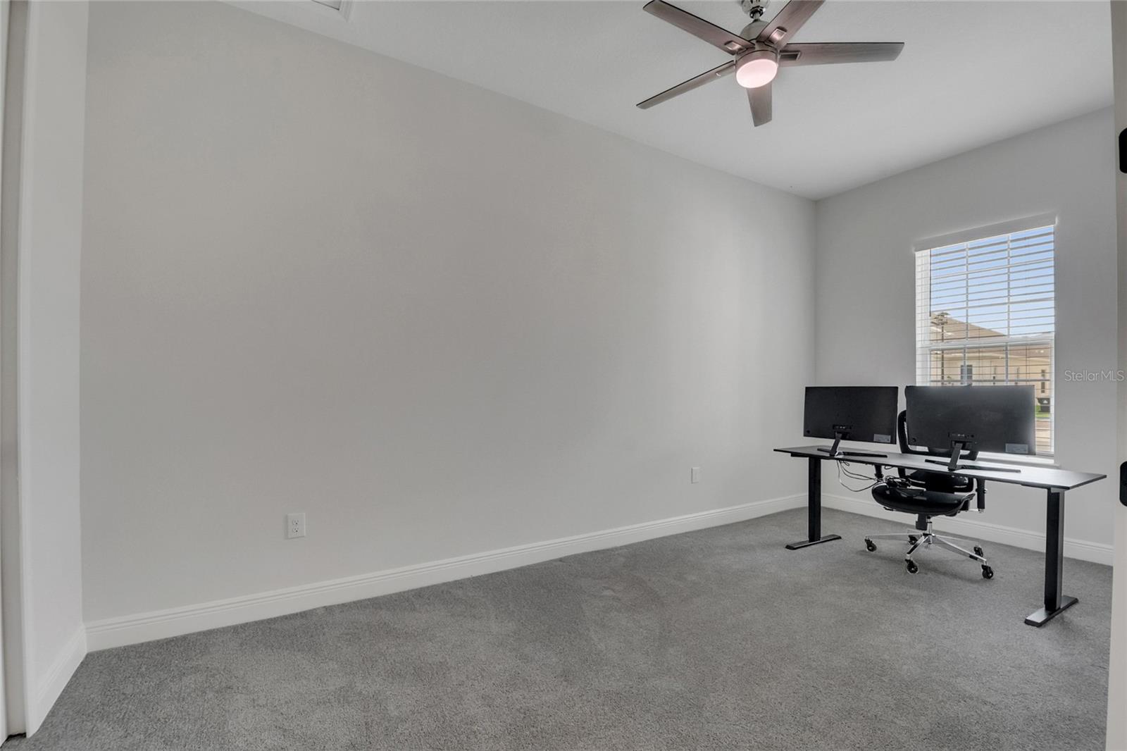 19062 Blueleaf St Property Photo 36