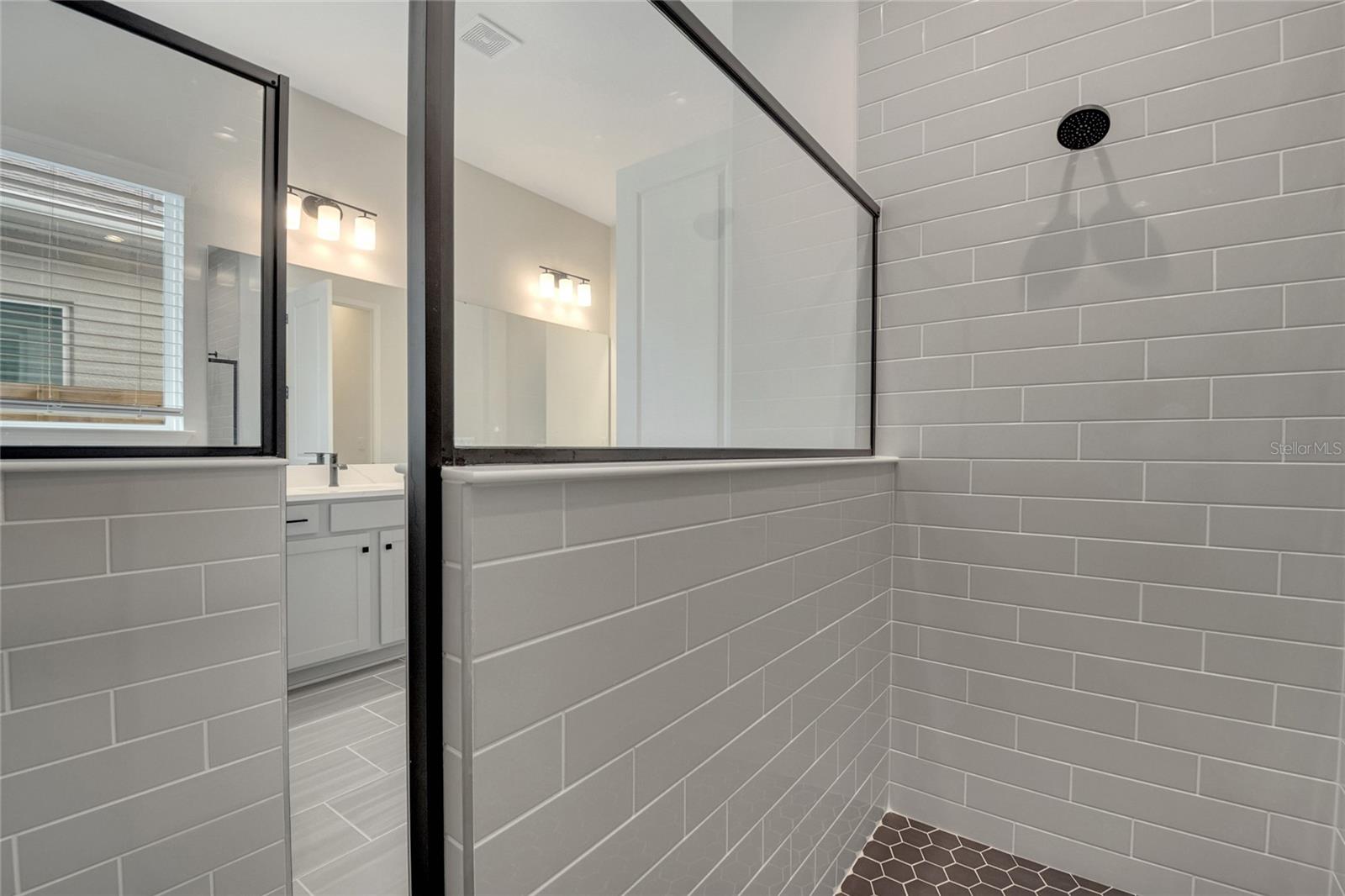 19062 Blueleaf St Property Photo 65