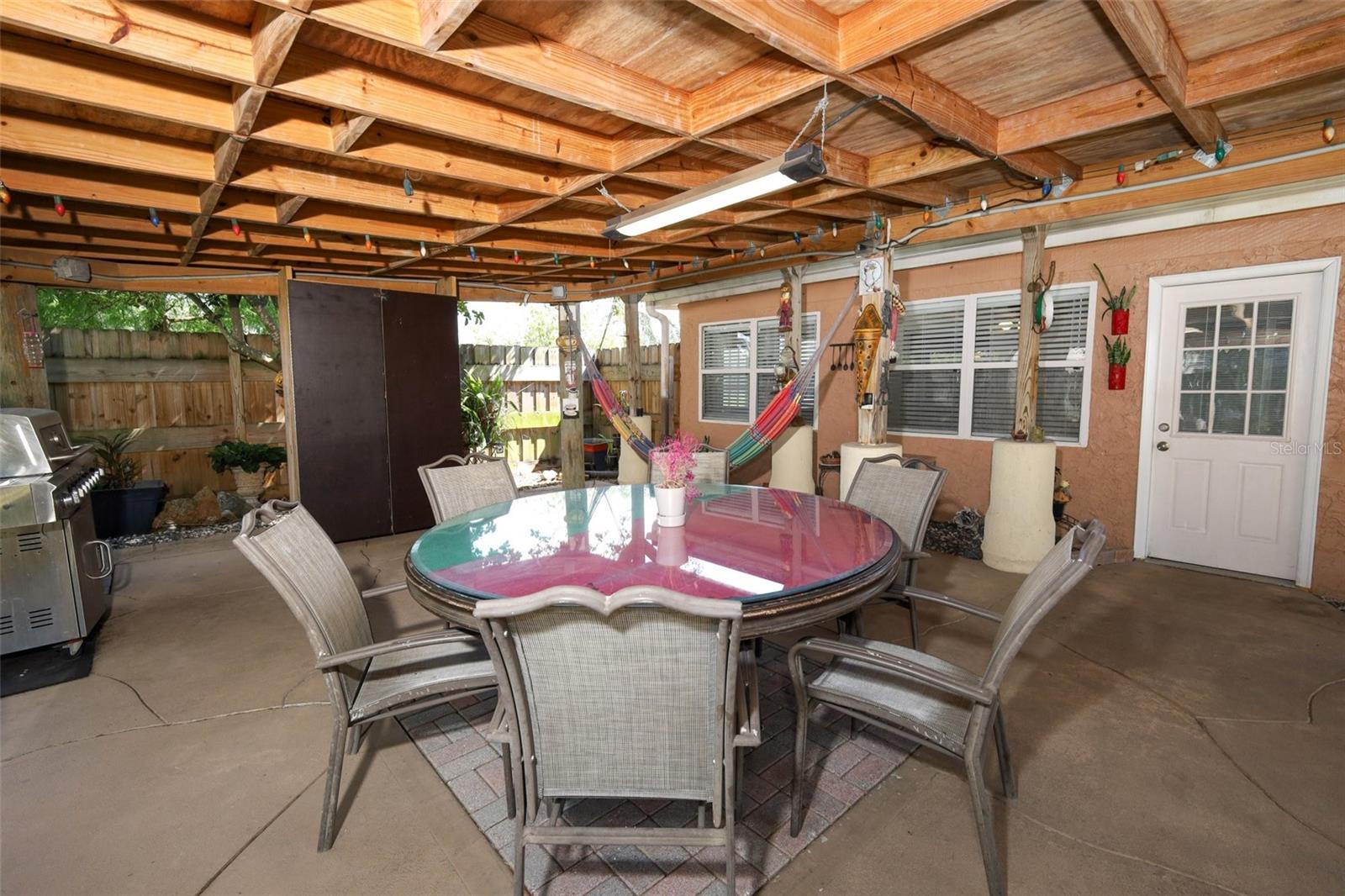 1534 Perez St Property Photo 35