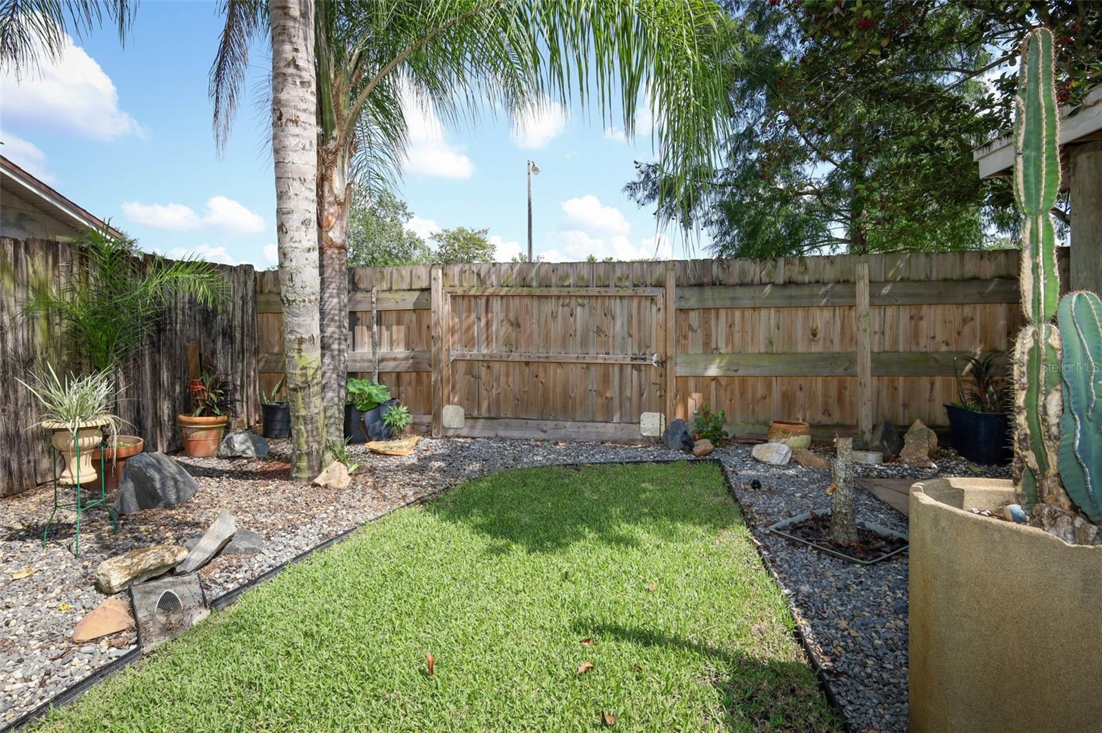 1534 Perez St Property Photo 43
