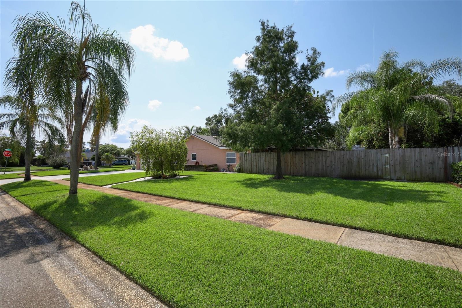 1534 Perez St Property Photo 44