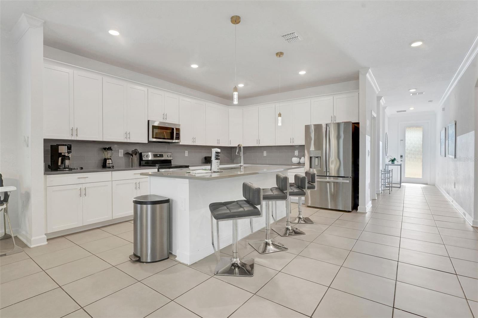 8968 Takeaway Way Property Photo 6
