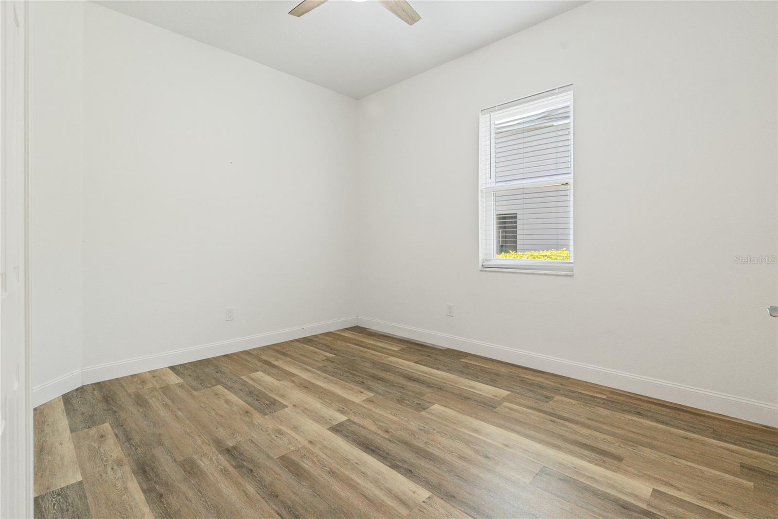 9416 Myrtle Creek Ln #701 Property Photo 22