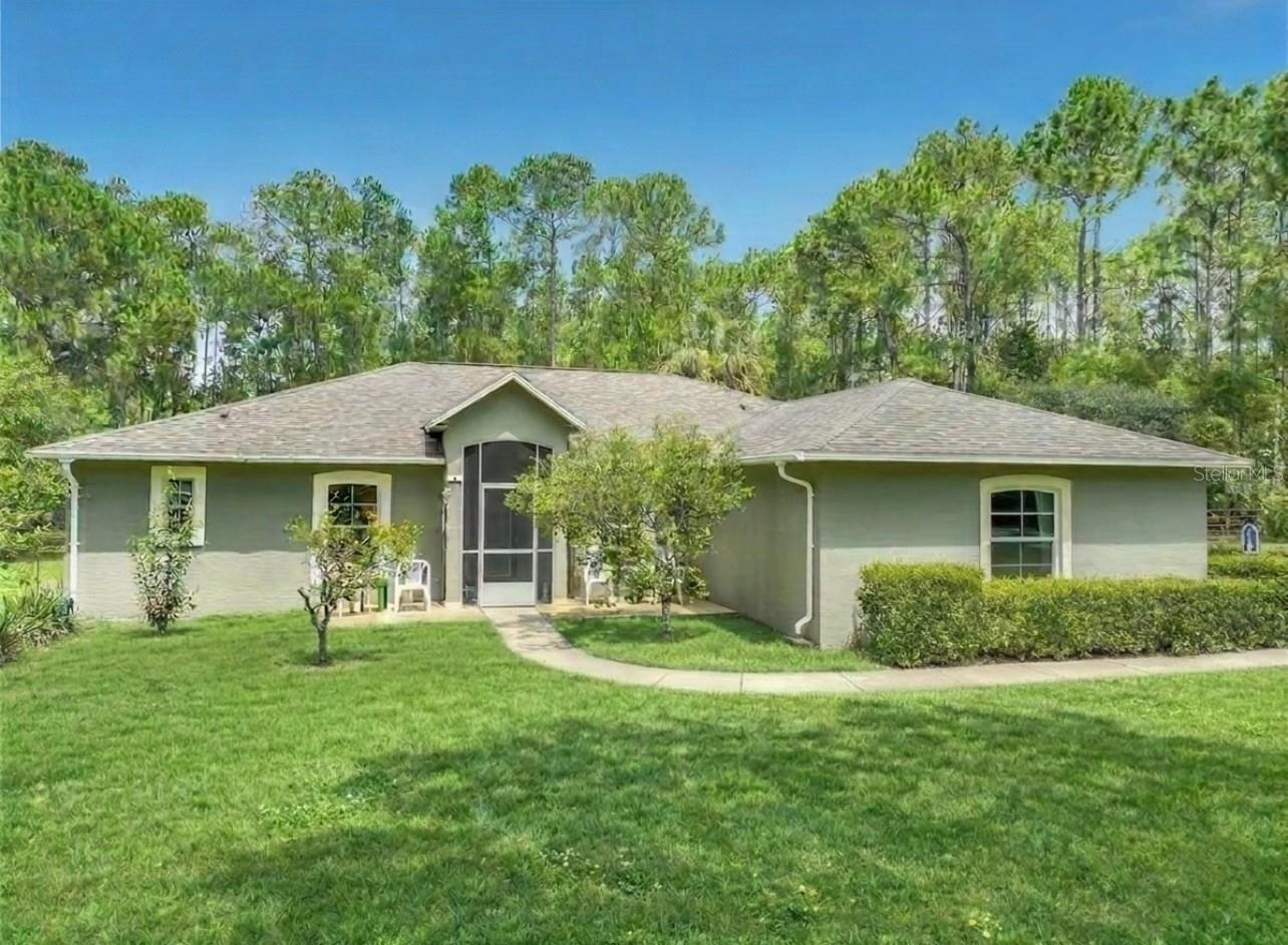 41821 ROYAL TRAILS RD Property Photo 1